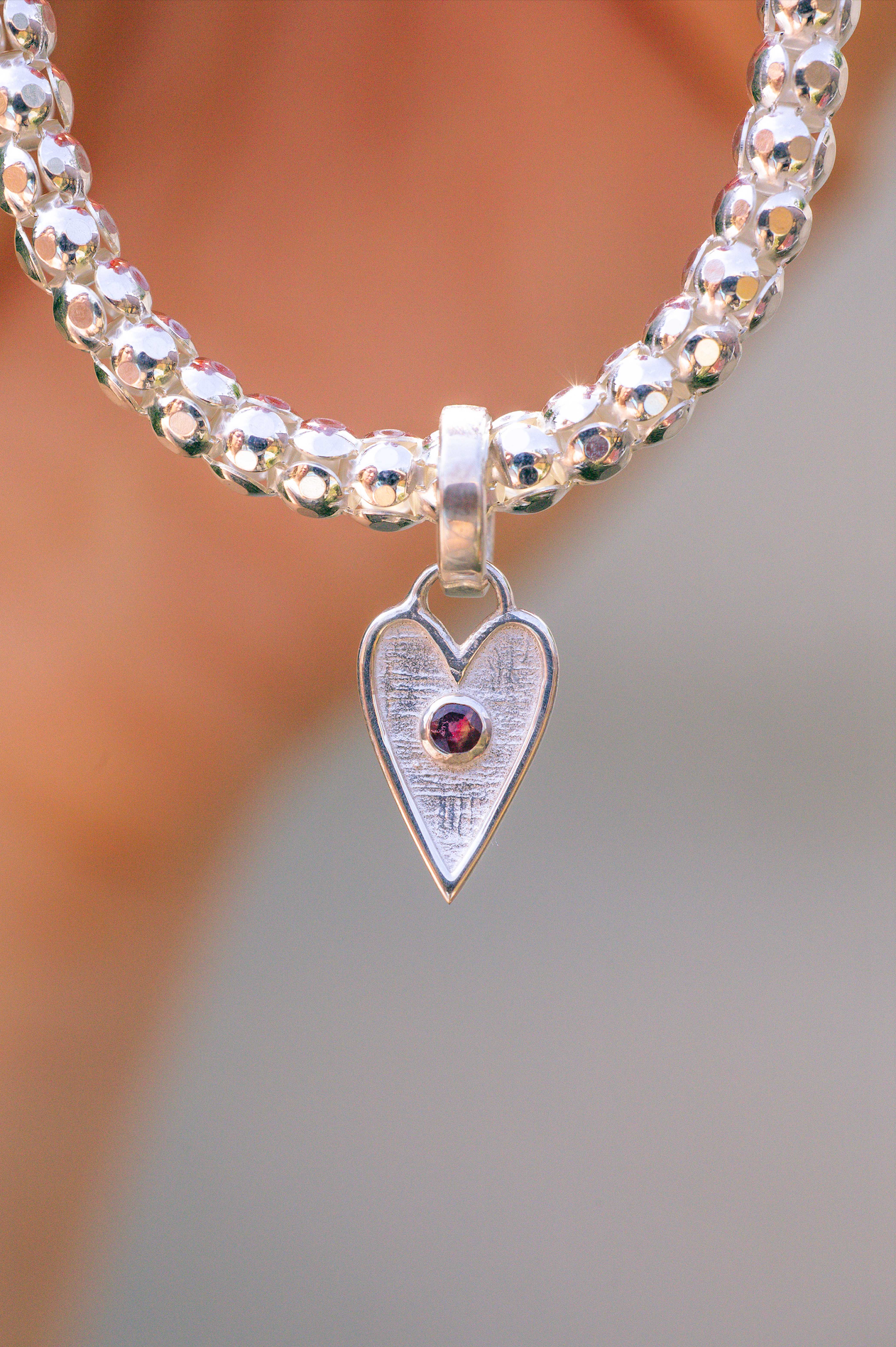 PULSERA CORAZON RUBI