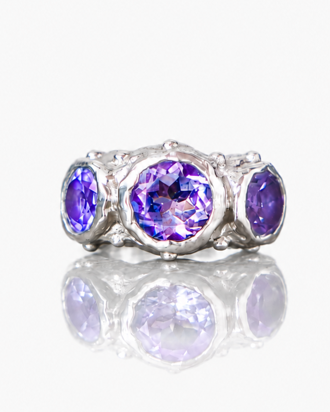 ARO EARCUFF SOLENE DE PLATA Y AMATISTAS