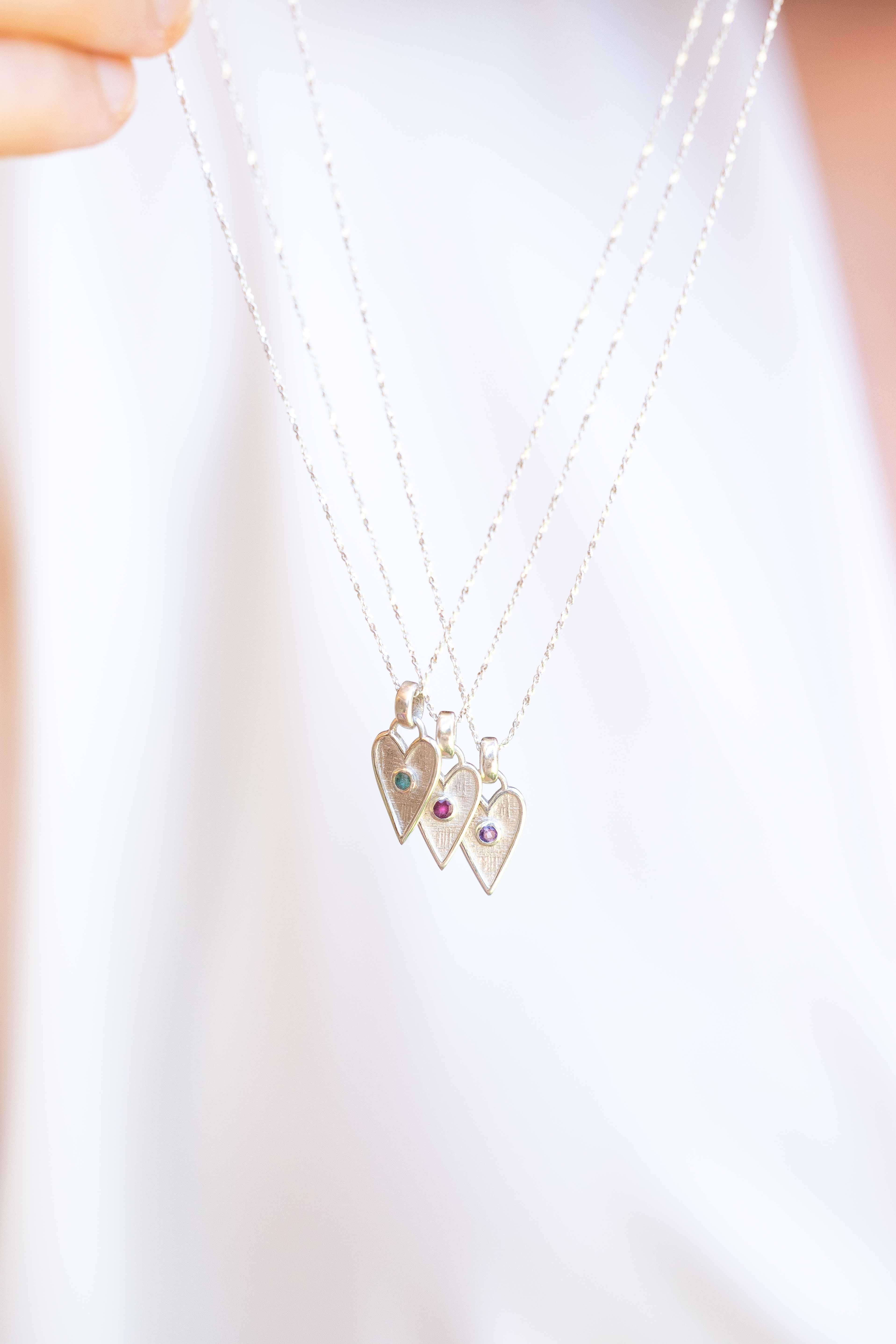 COLLAR CORAZON RUBI