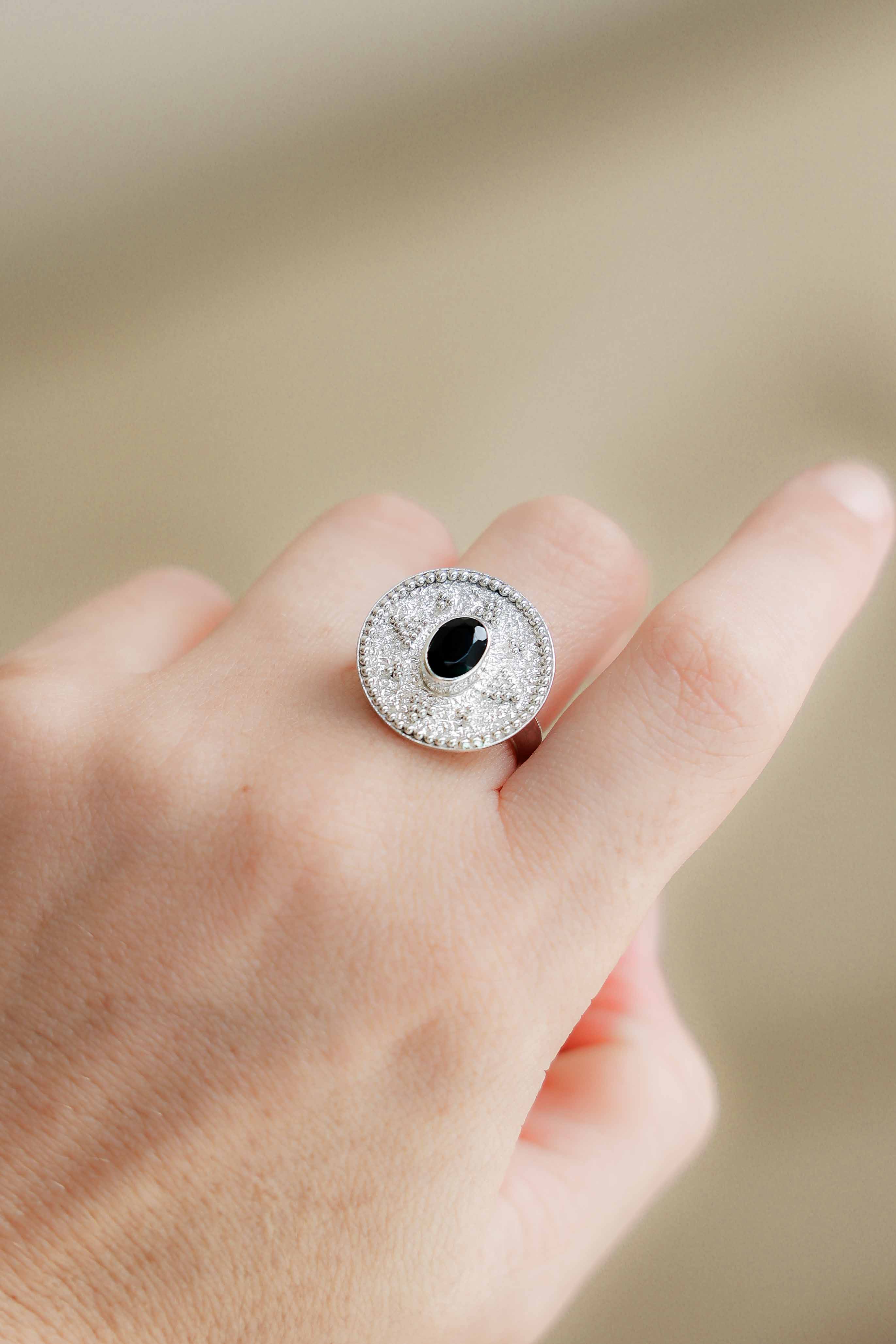 ANILLO OMU ONIX
