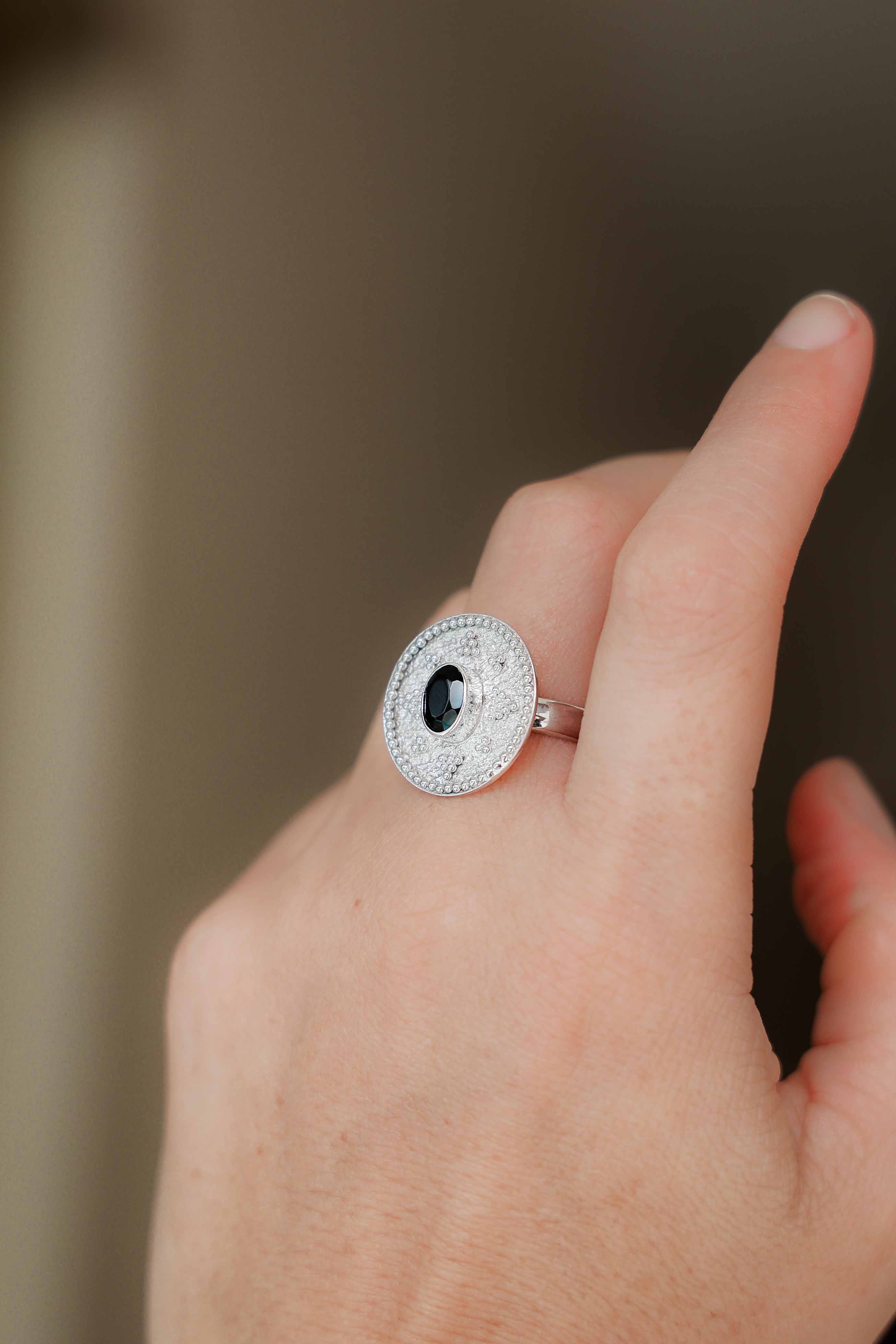 ANILLO OMU ONIX