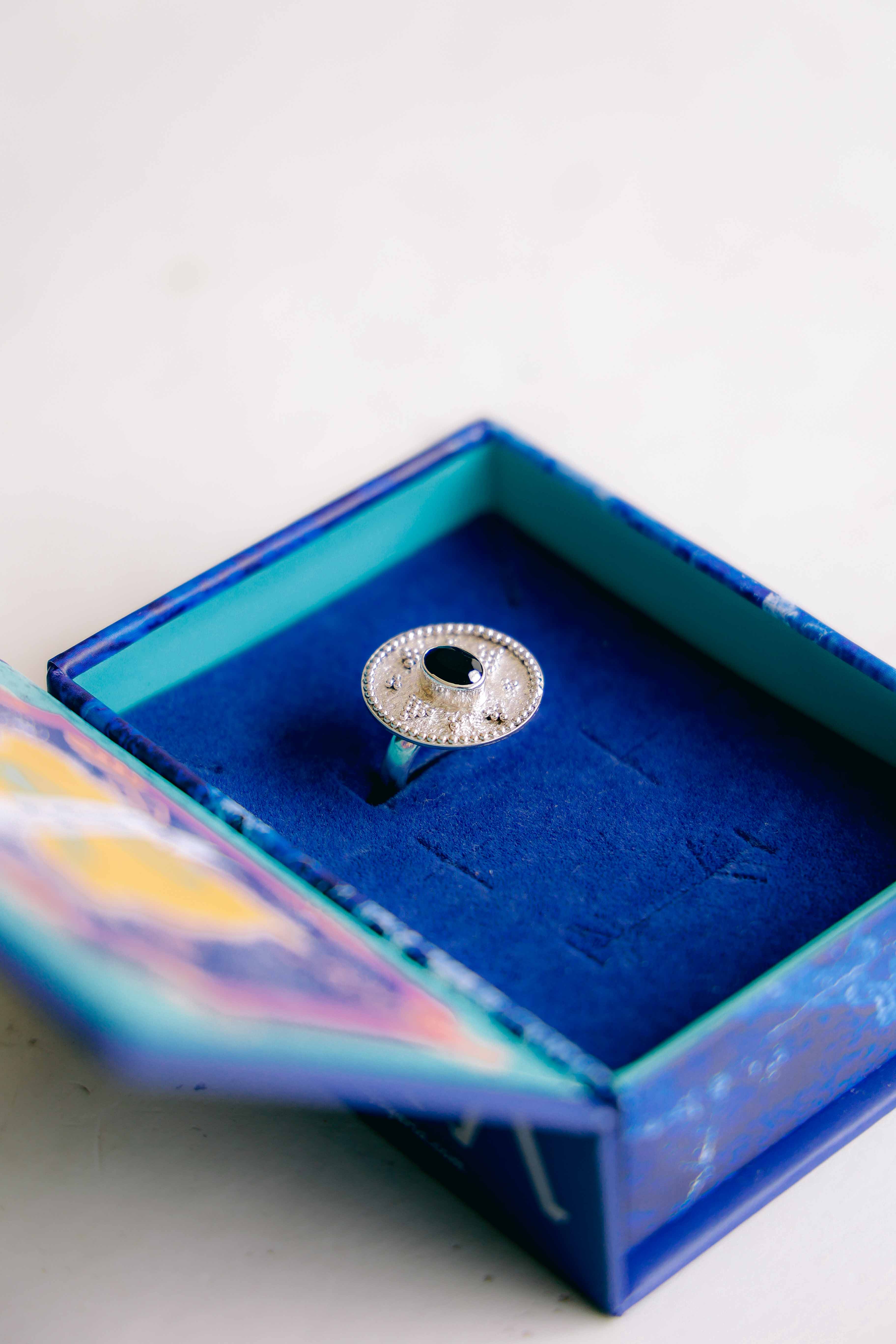ANILLO OMU ONIX