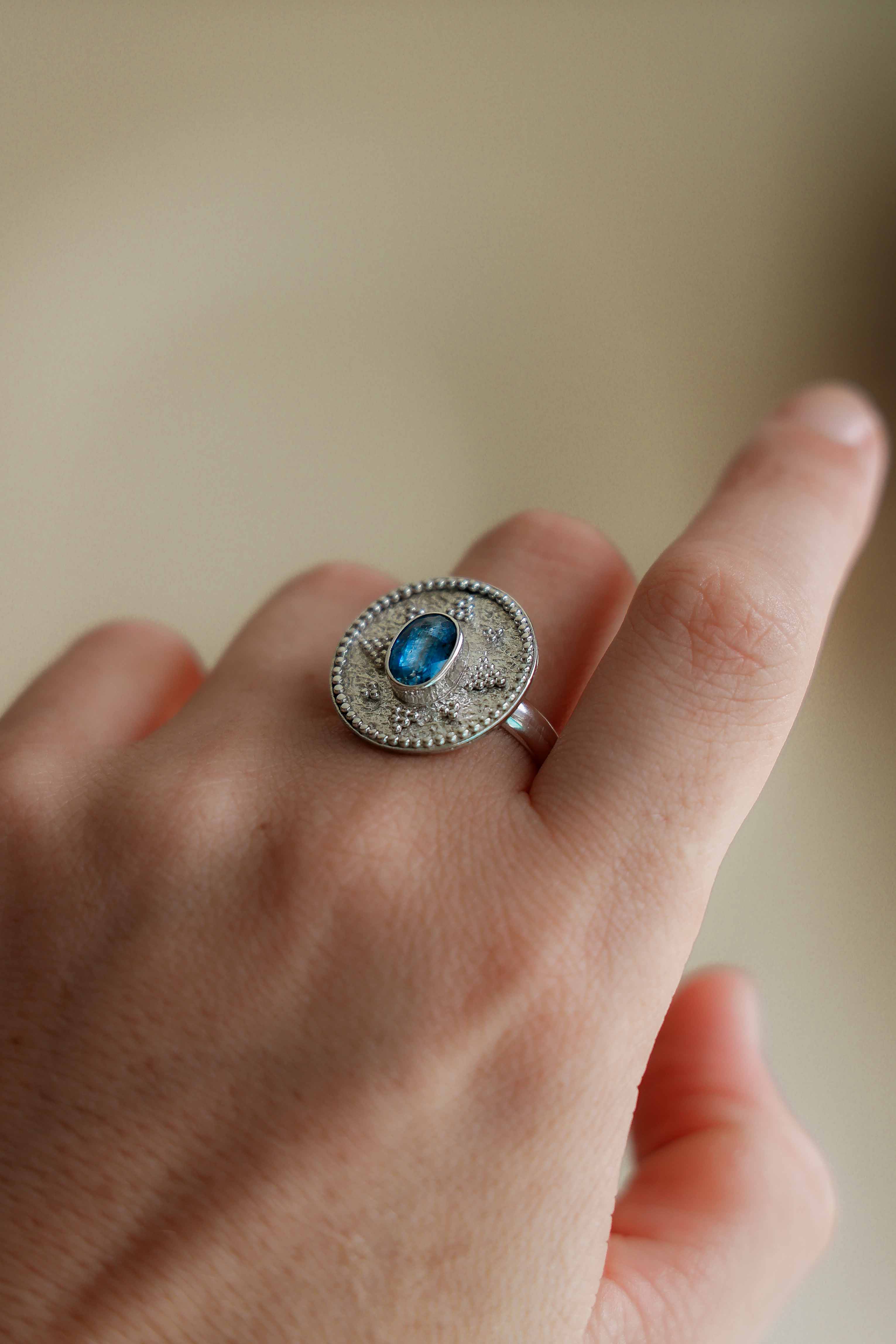 ANILLO OMU CIANITA