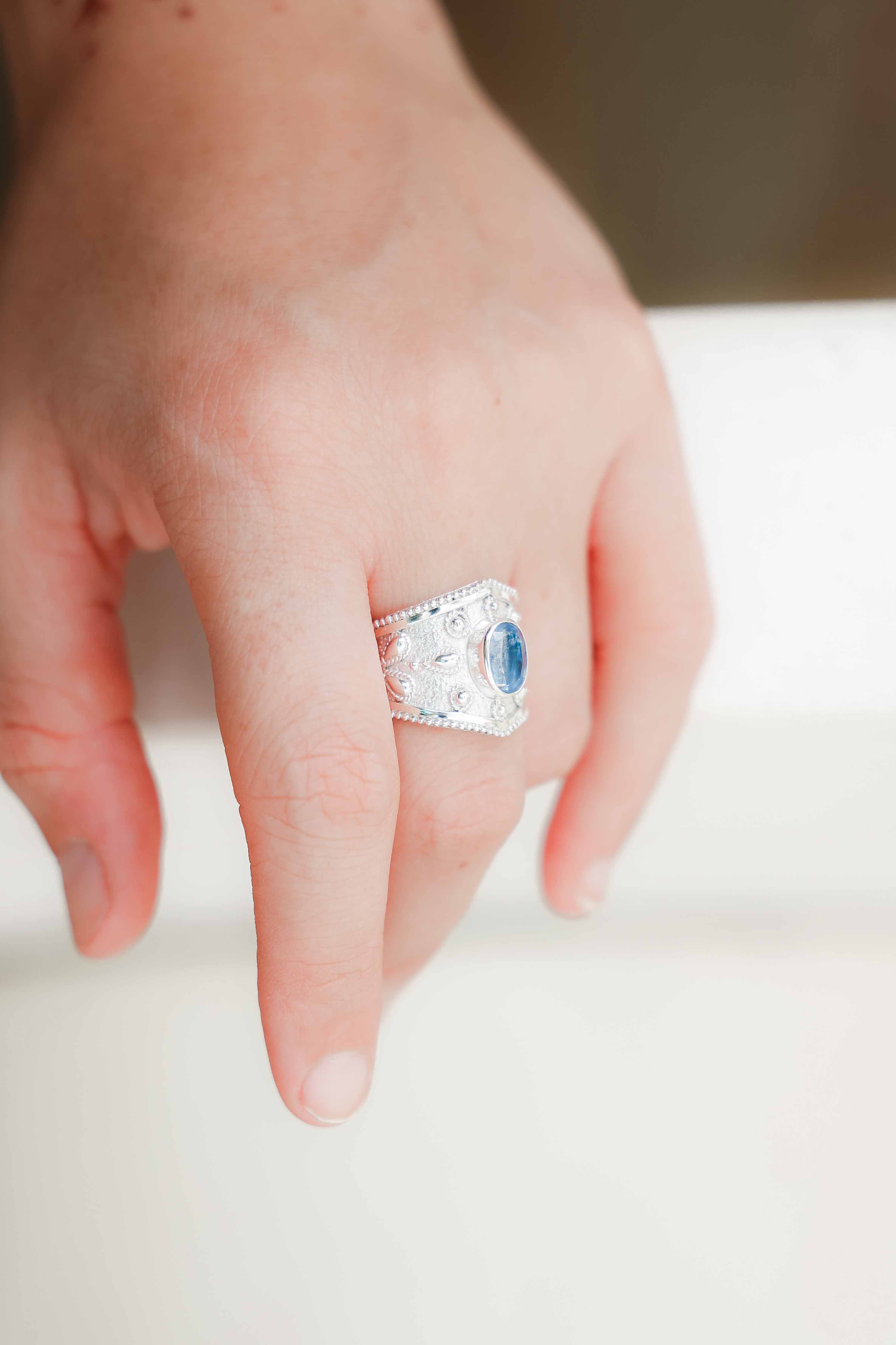 ANILLO ONIRI CIANITA