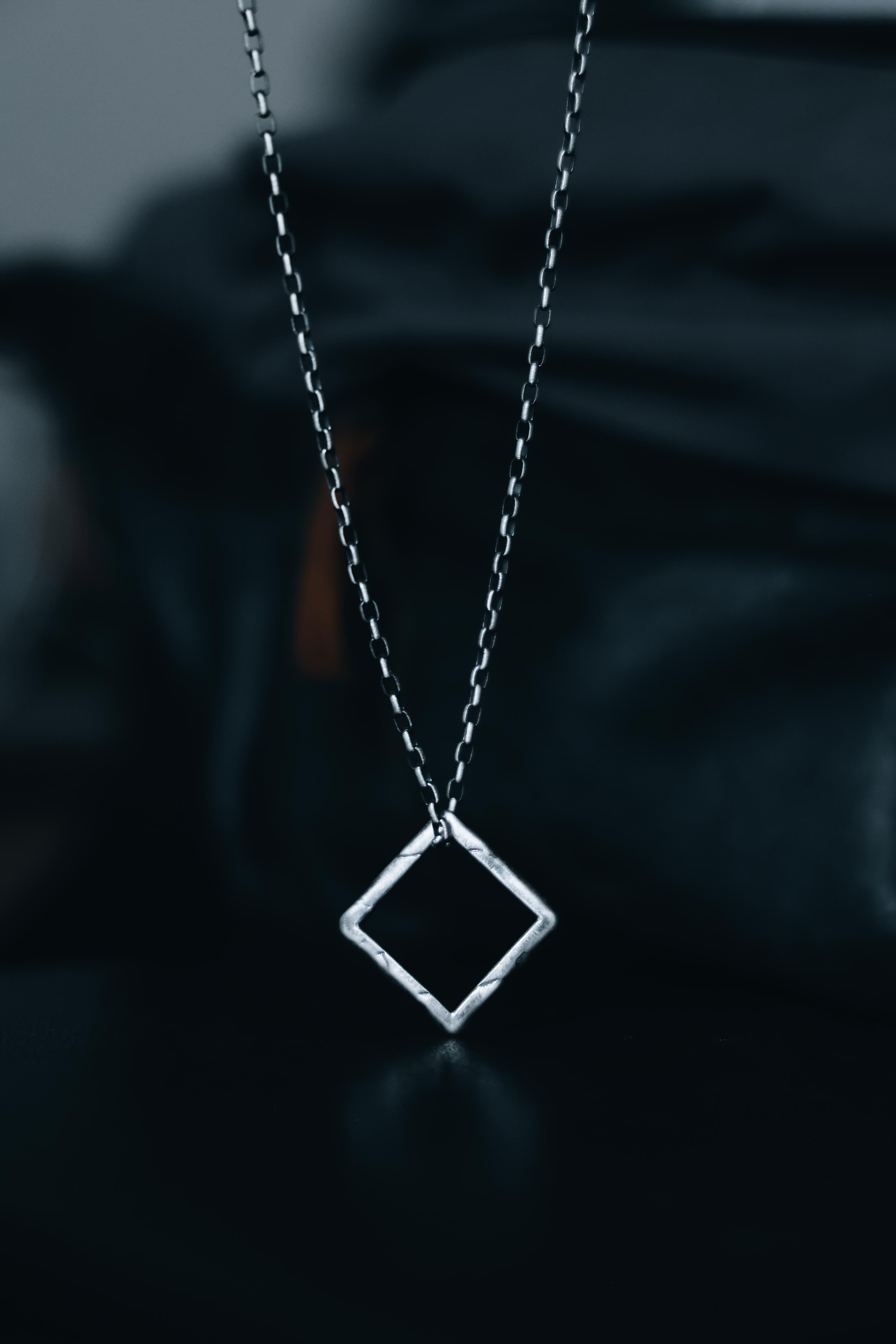 COLLAR NEXUS
