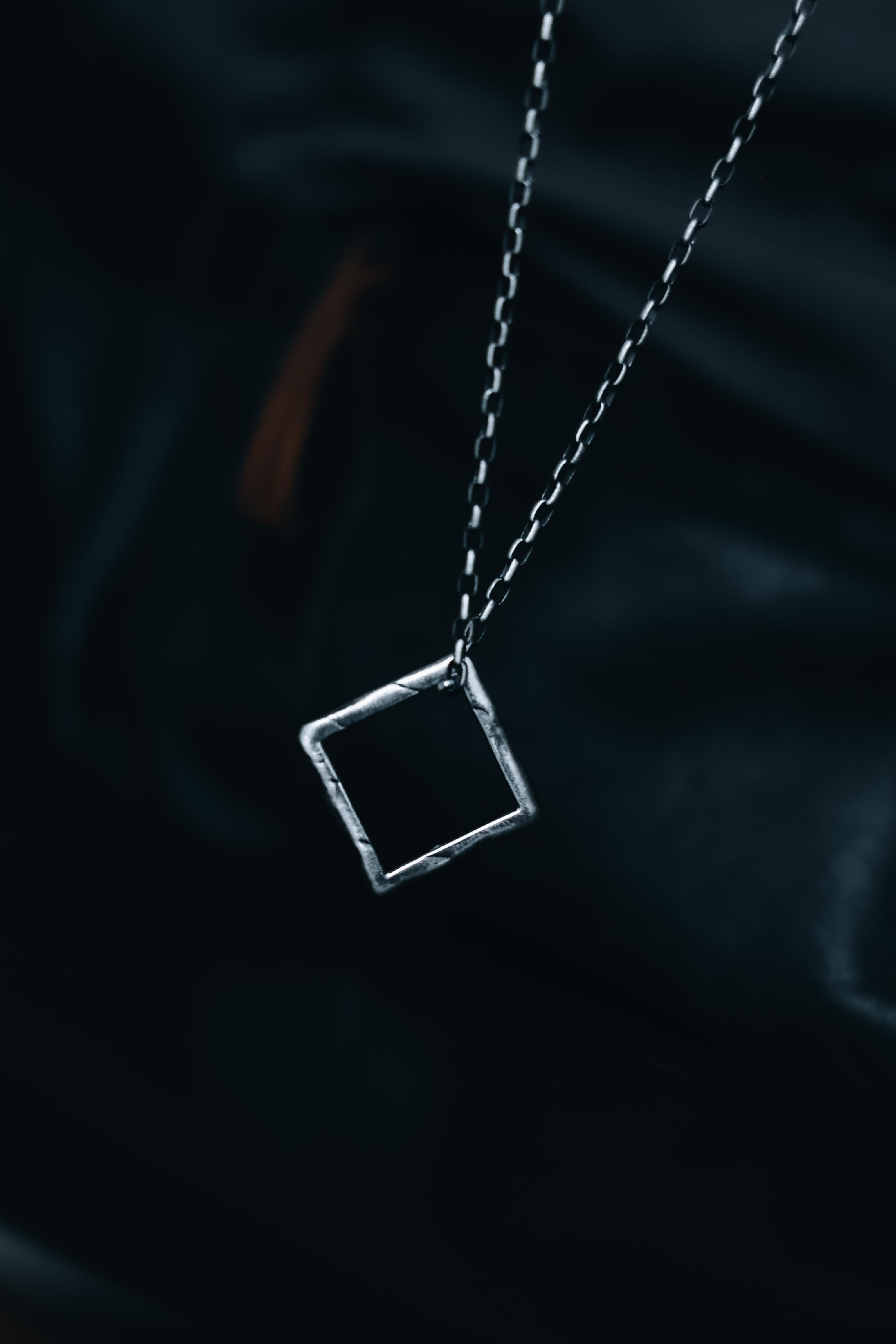 COLLAR NEXUS