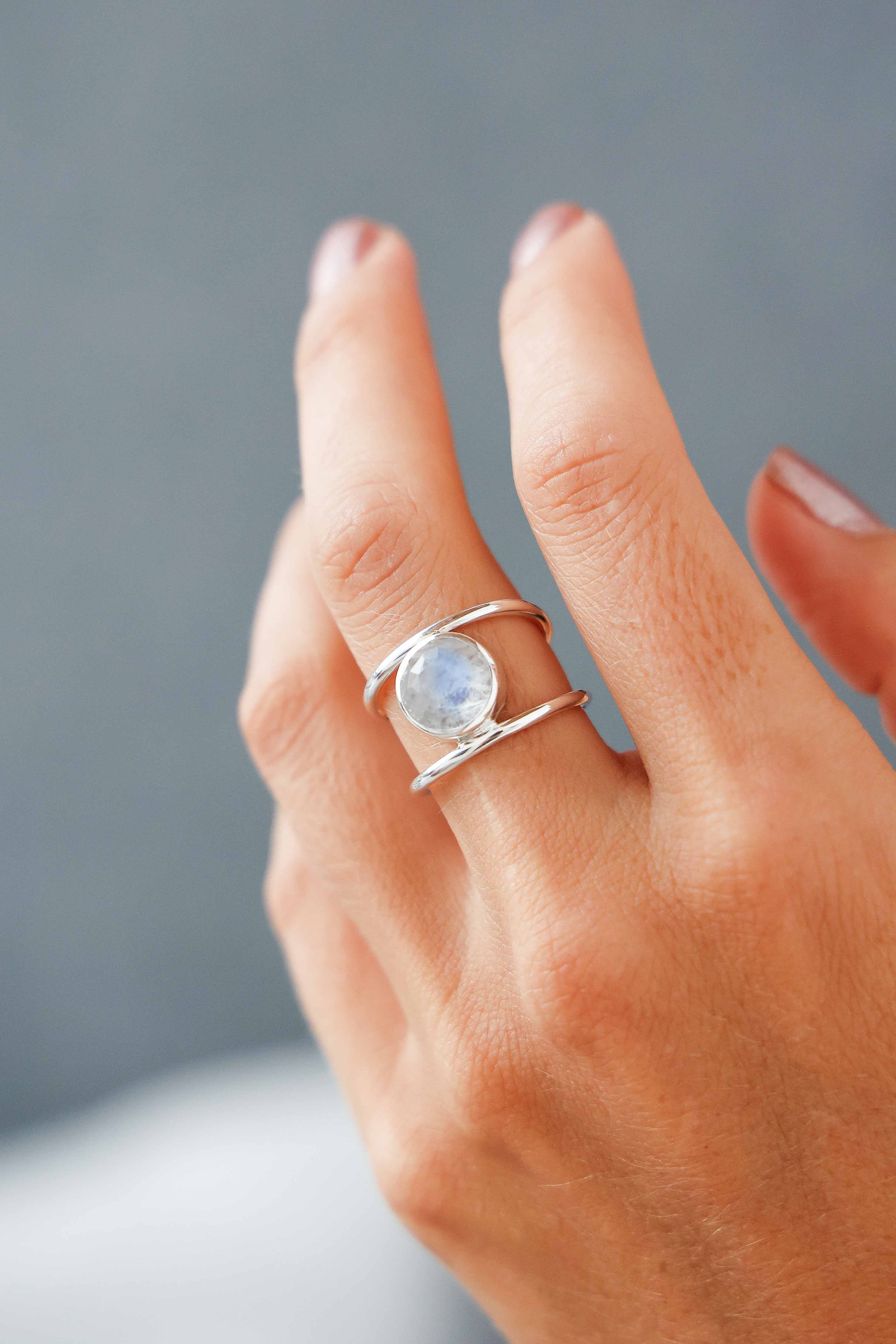 ANILLO NADRA PIEDRALUNA
