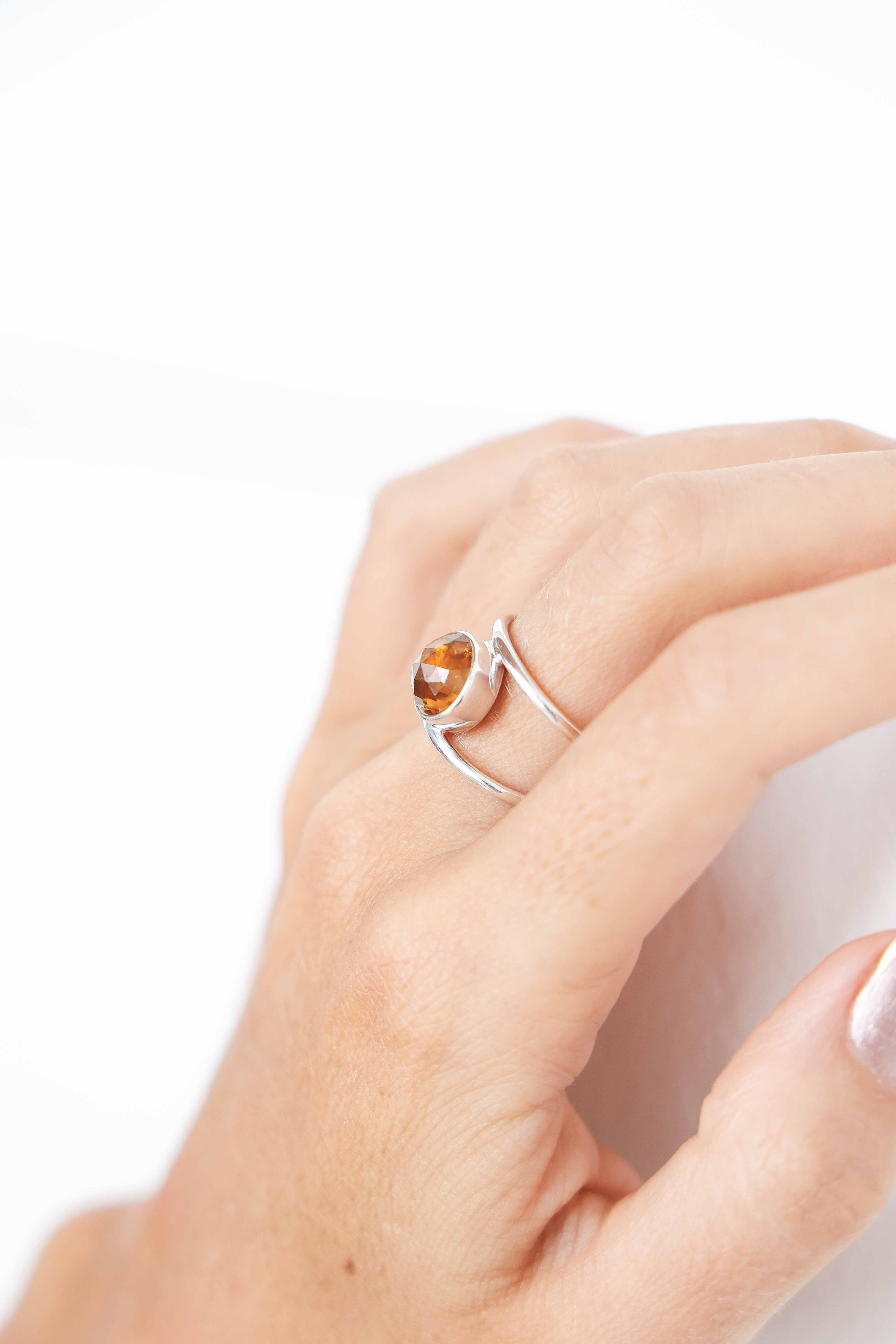 ANILLO NADRA CITRINO