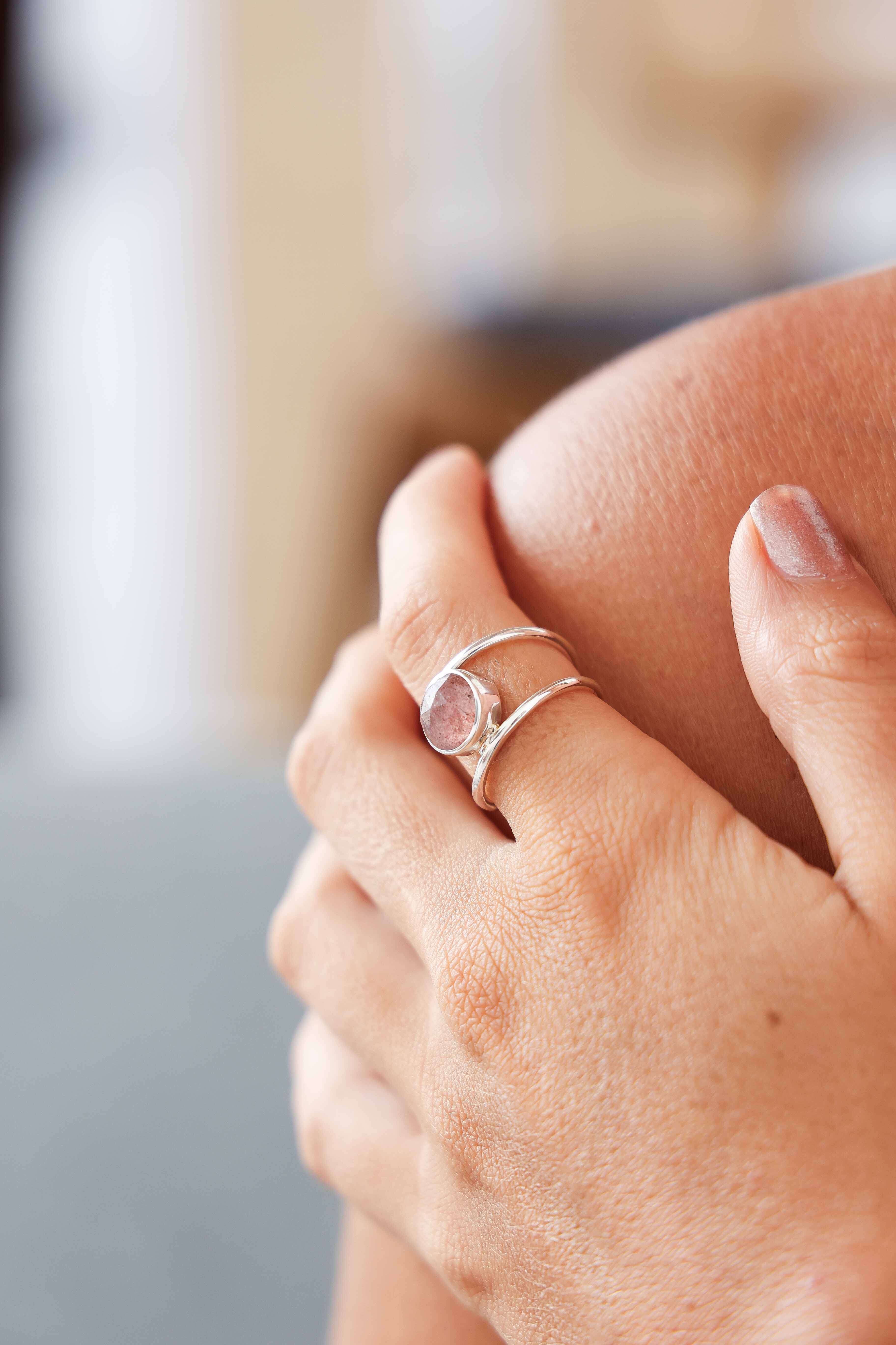 ANILLO NADRA CUARZO CHERRY
