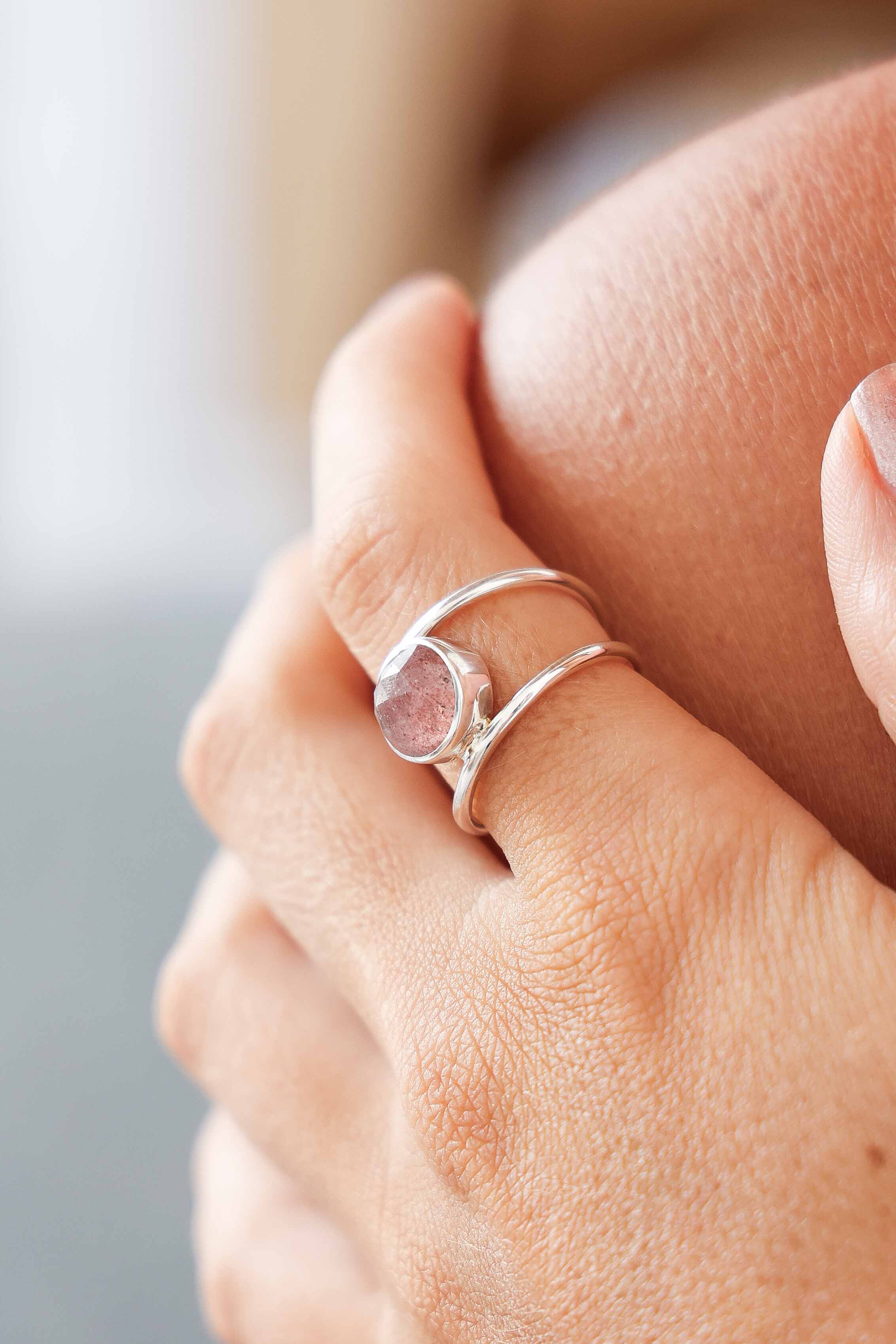 ANILLO NADRA CUARZO CHERRY
