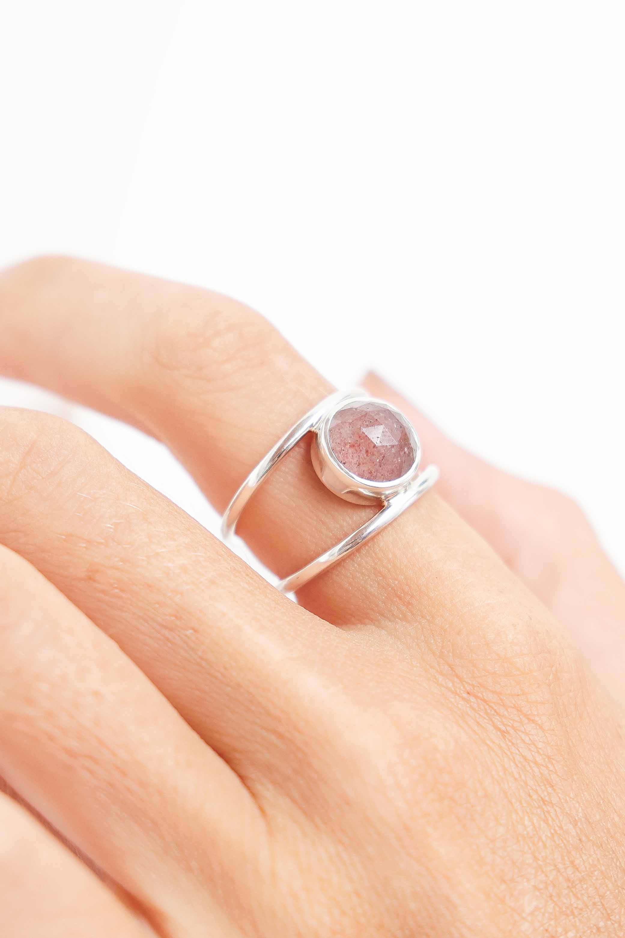 ANILLO NADRA CUARZO CHERRY