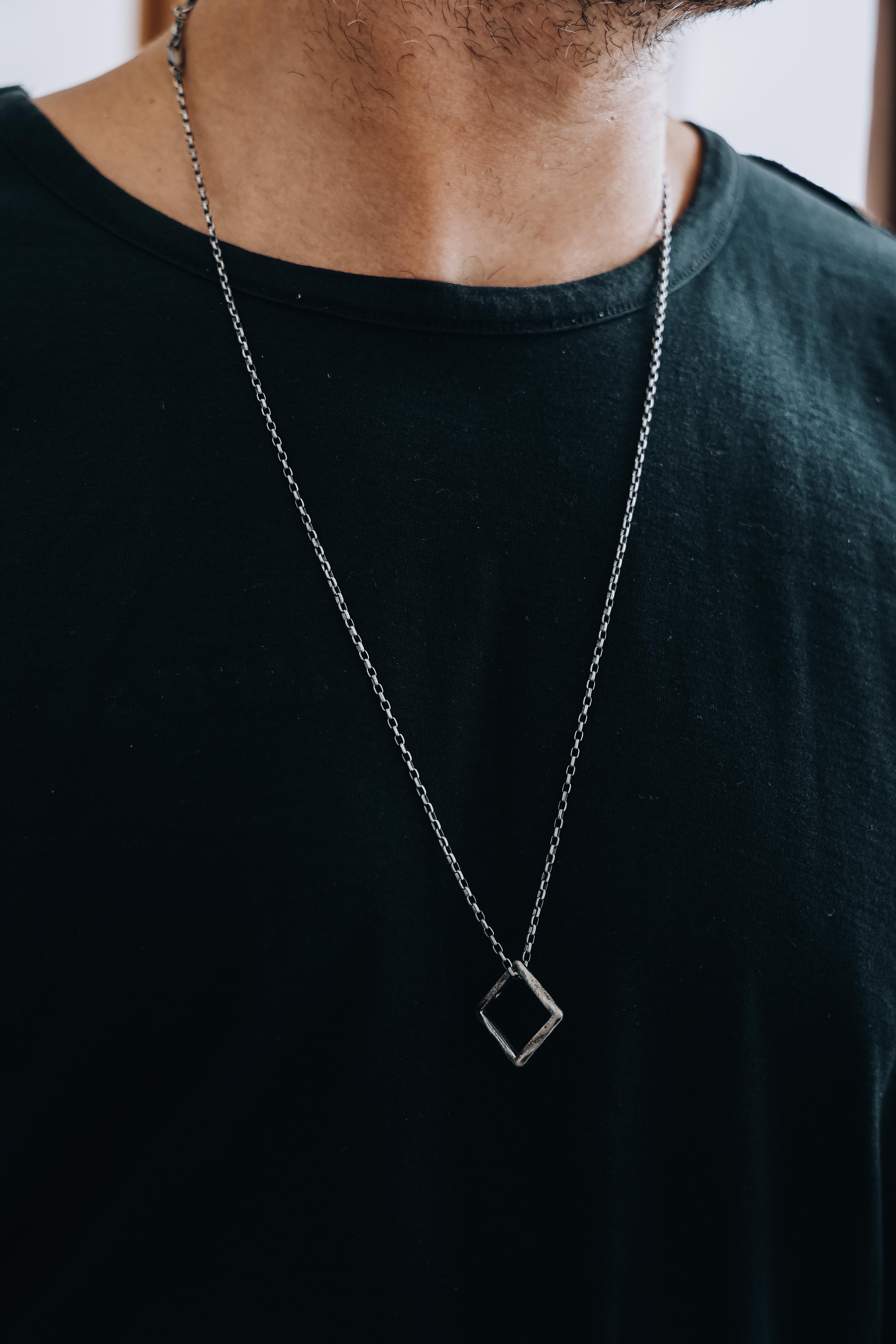 COLLAR NEXUS