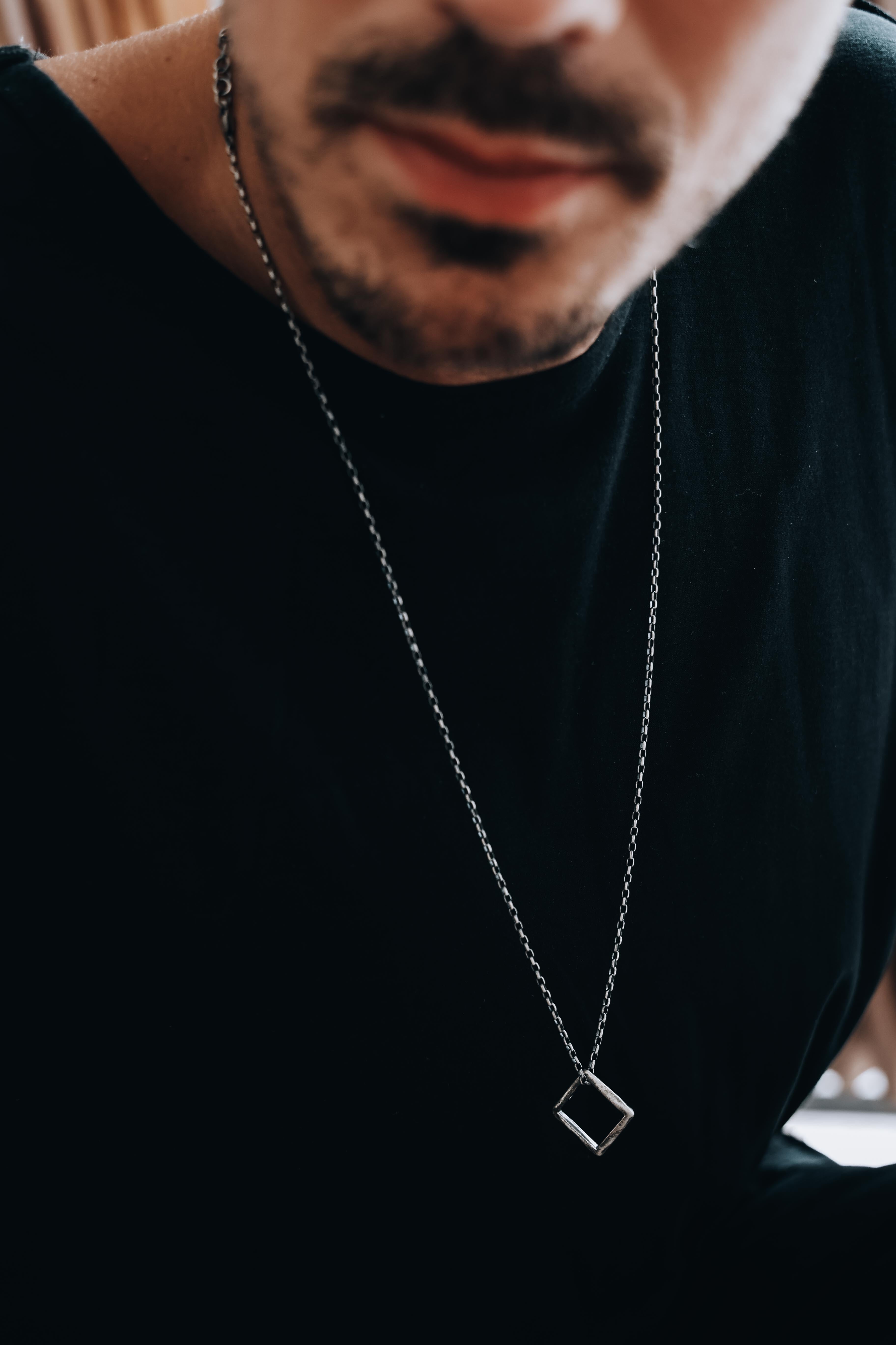 COLLAR NEXUS
