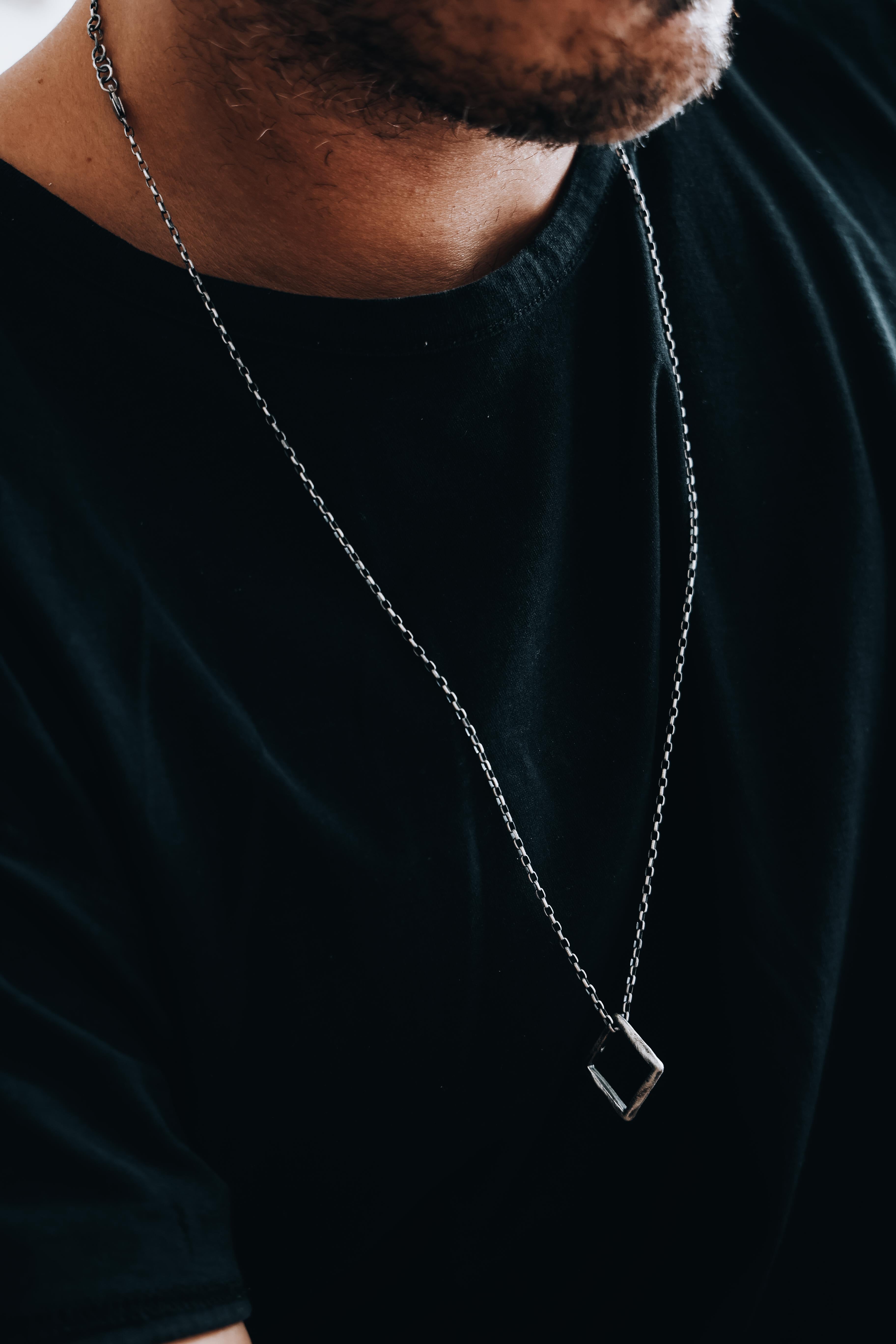 COLLAR NEXUS