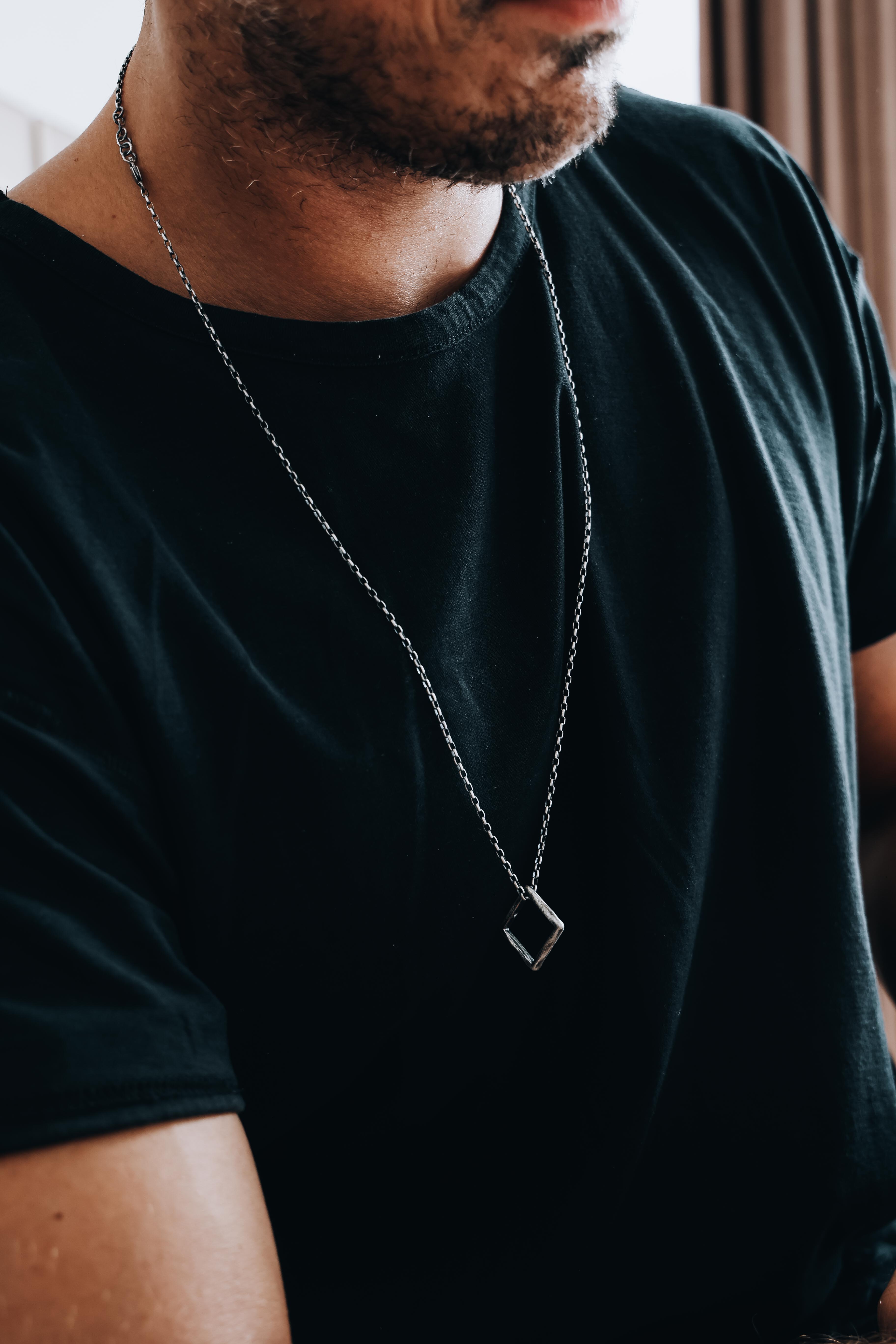 COLLAR NEXUS