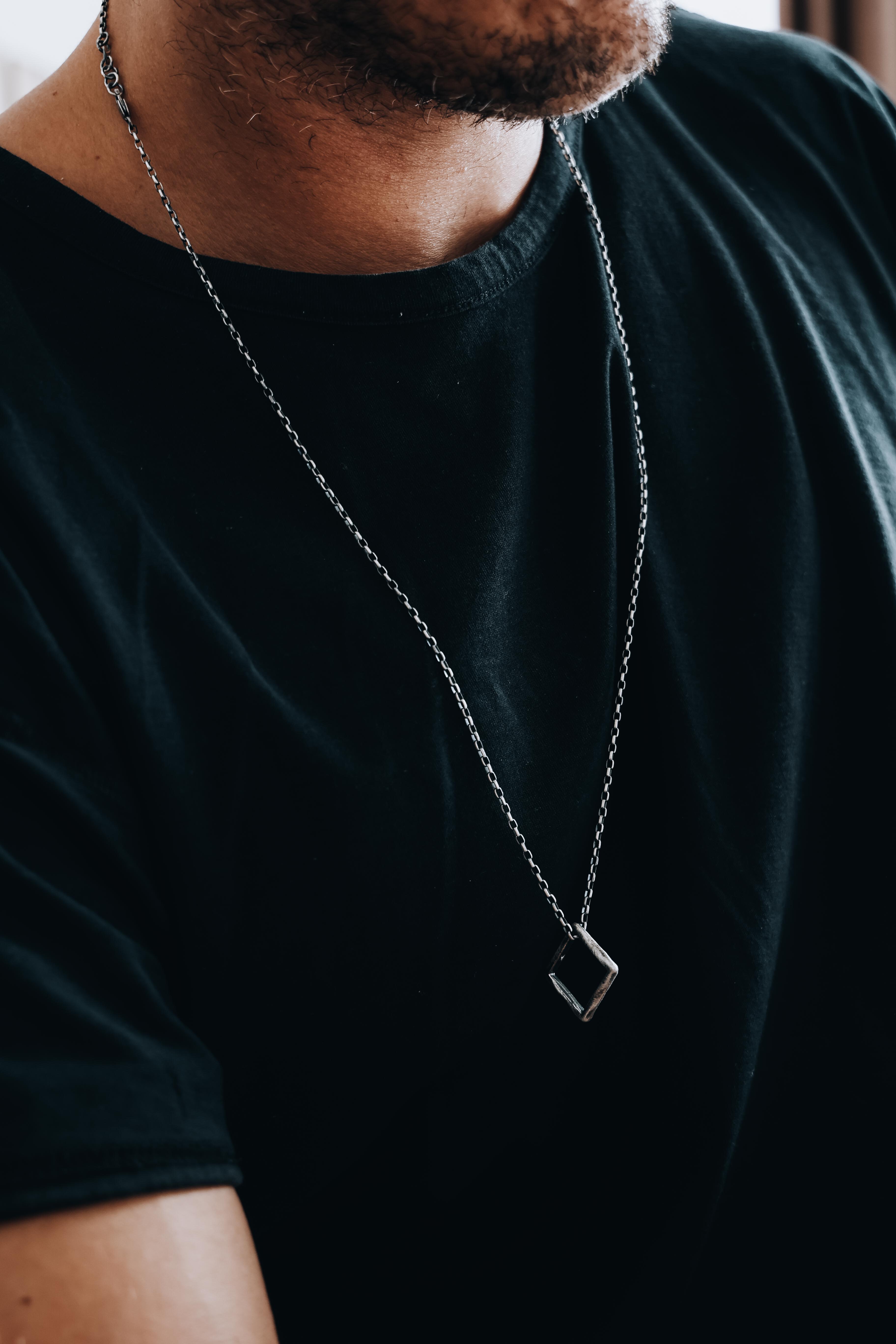 COLLAR NEXUS