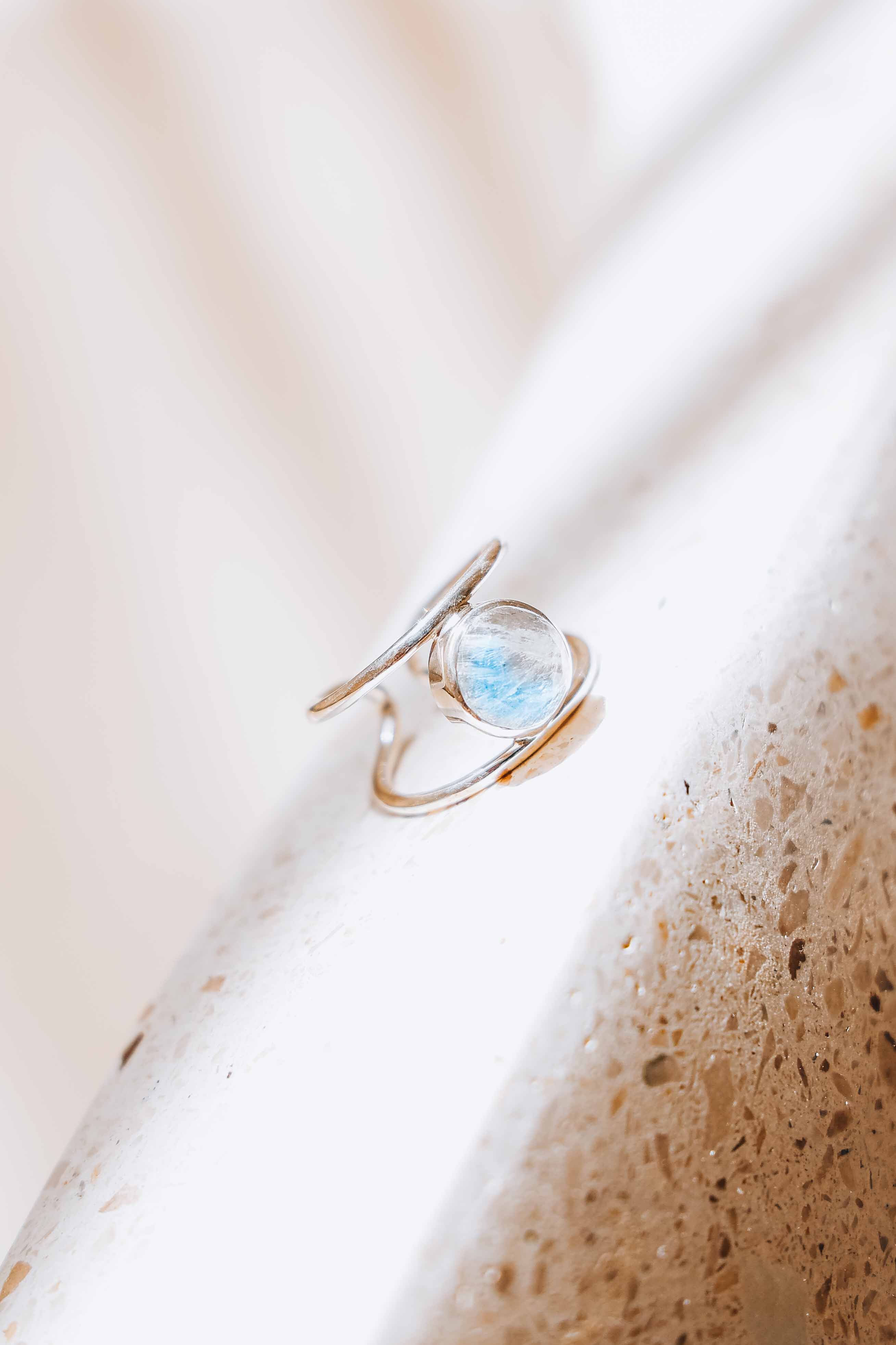 ANILLO NADRA PIEDRALUNA