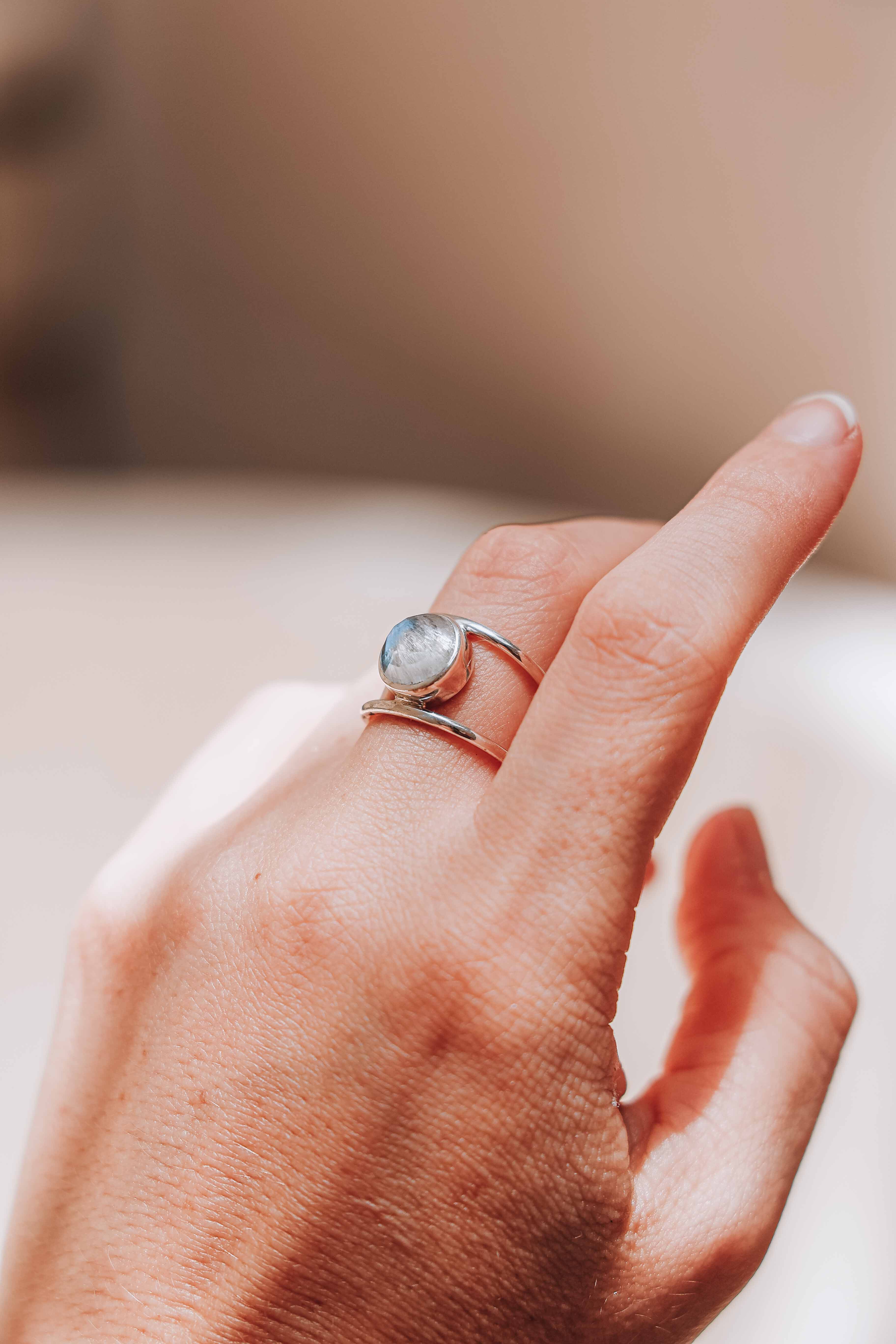 ANILLO NADRA PIEDRALUNA