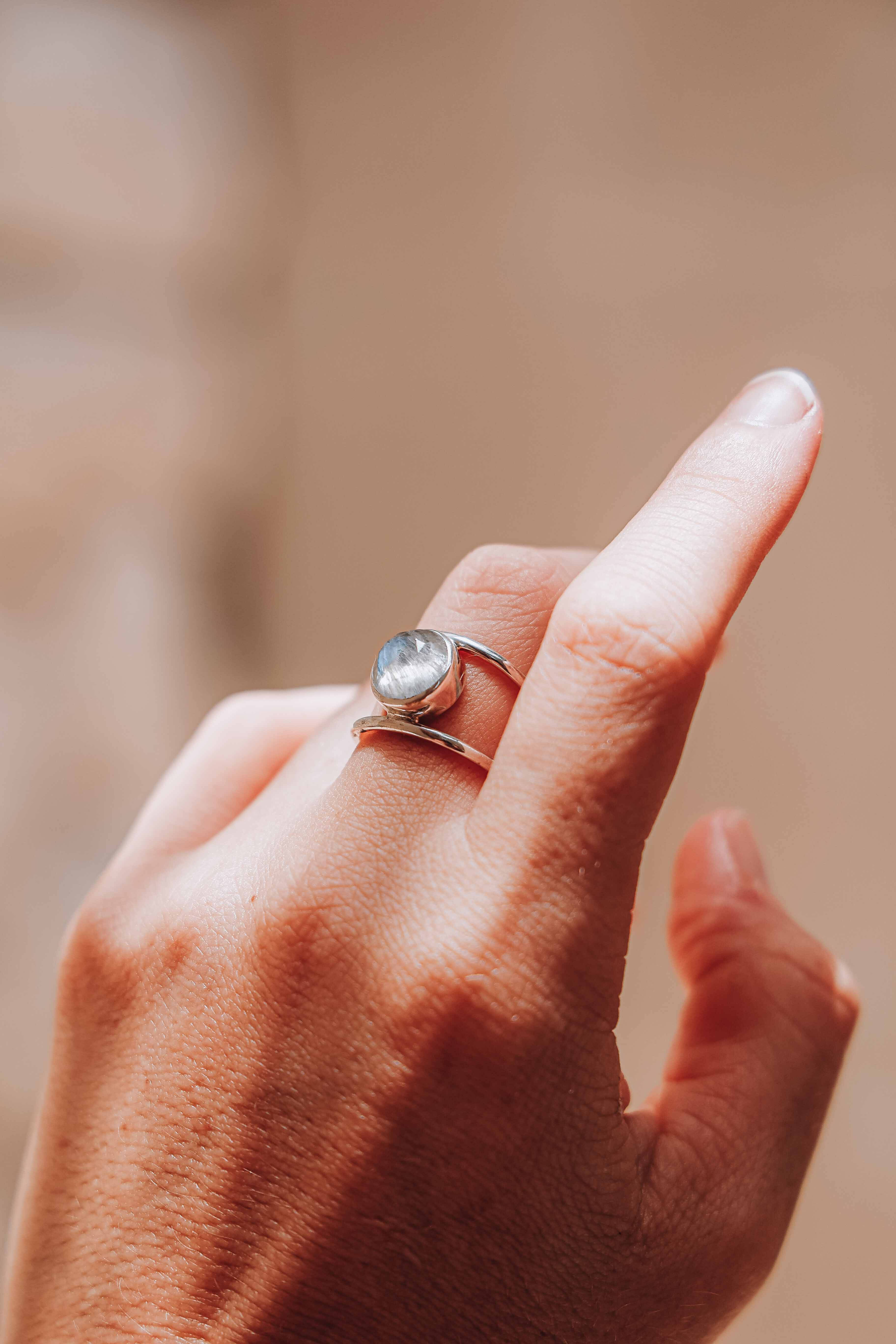 ANILLO NADRA PIEDRALUNA
