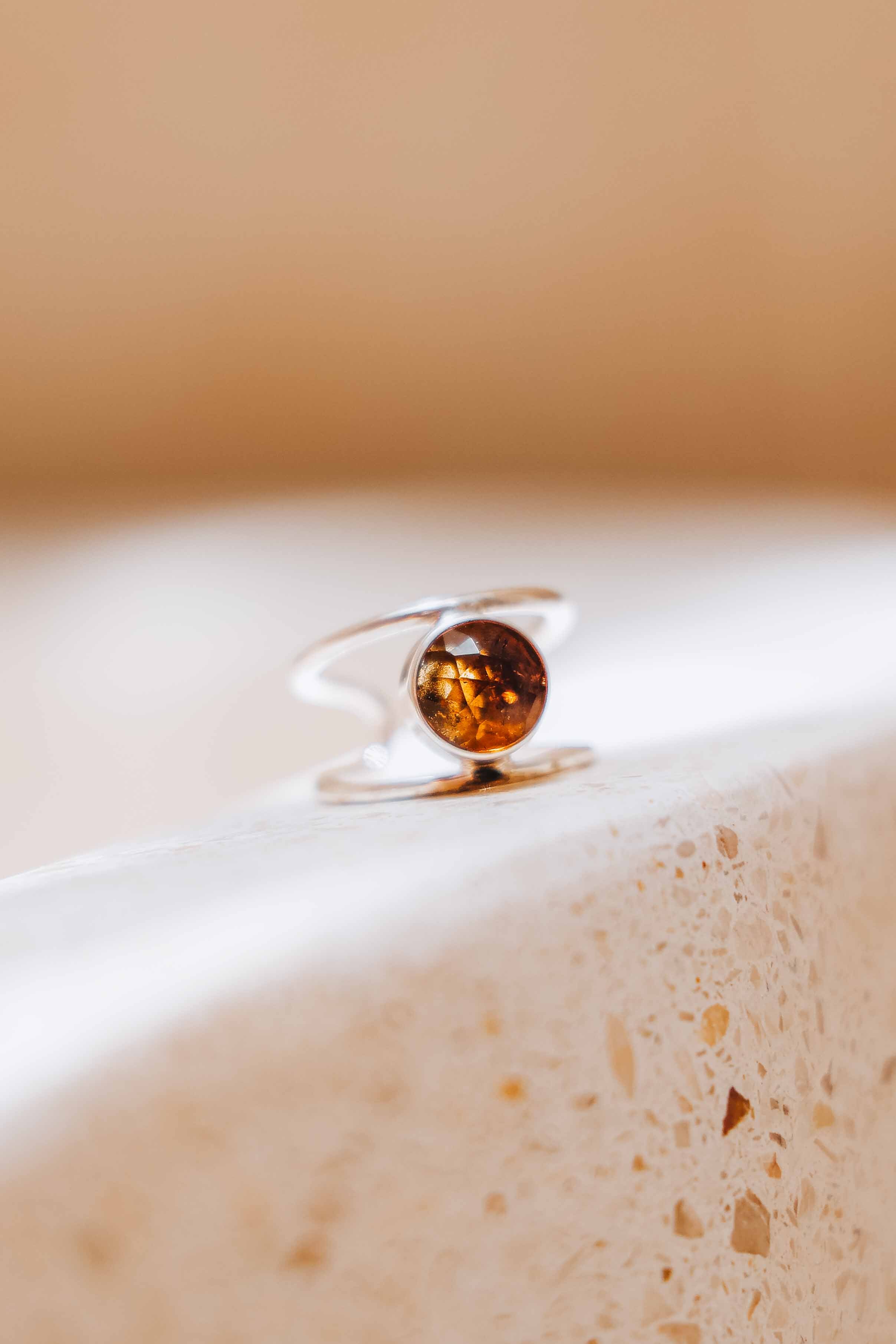 ANILLO NADRA CITRINO