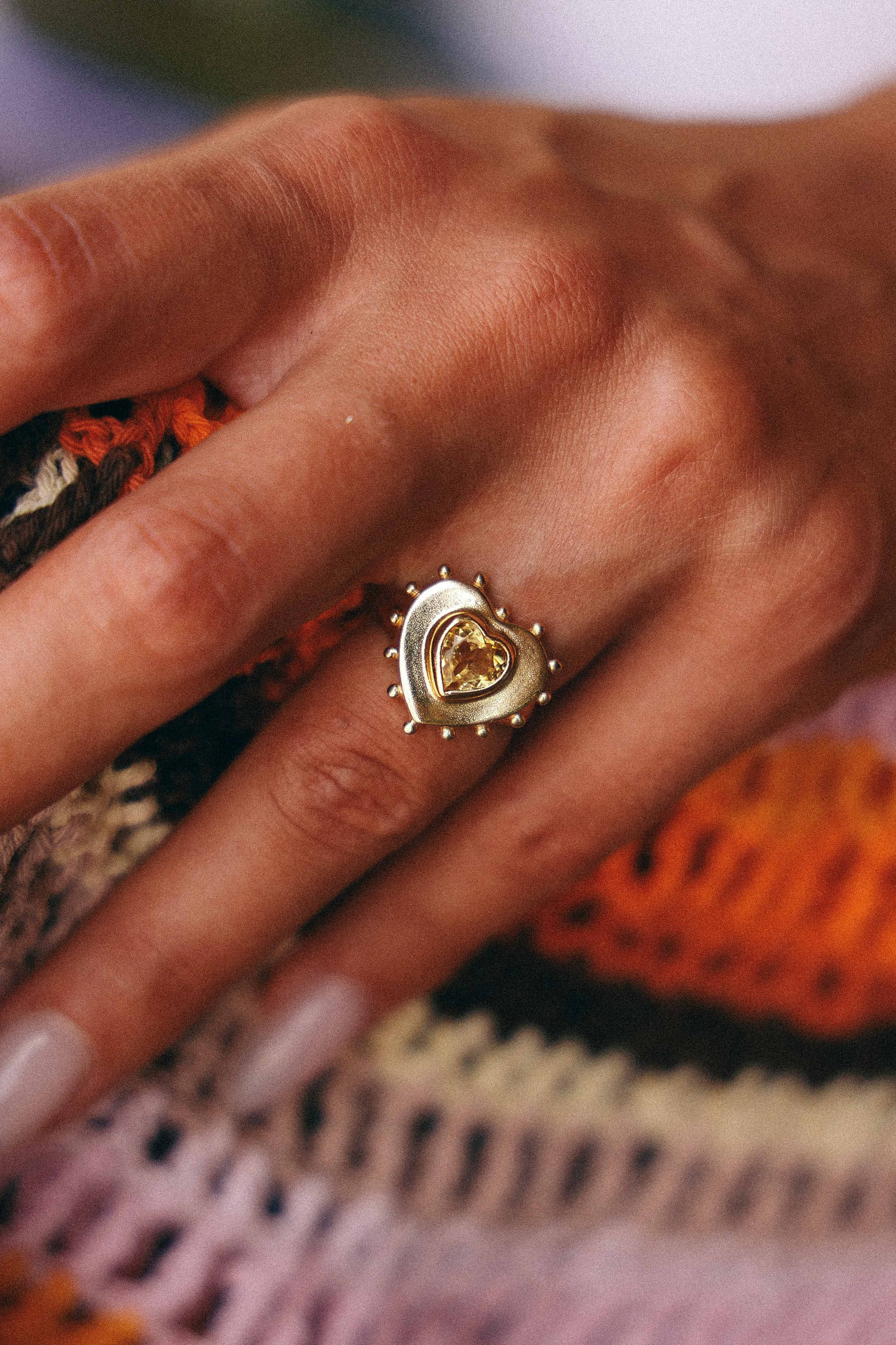 ANILLO CORAZON CITRINO GOLD