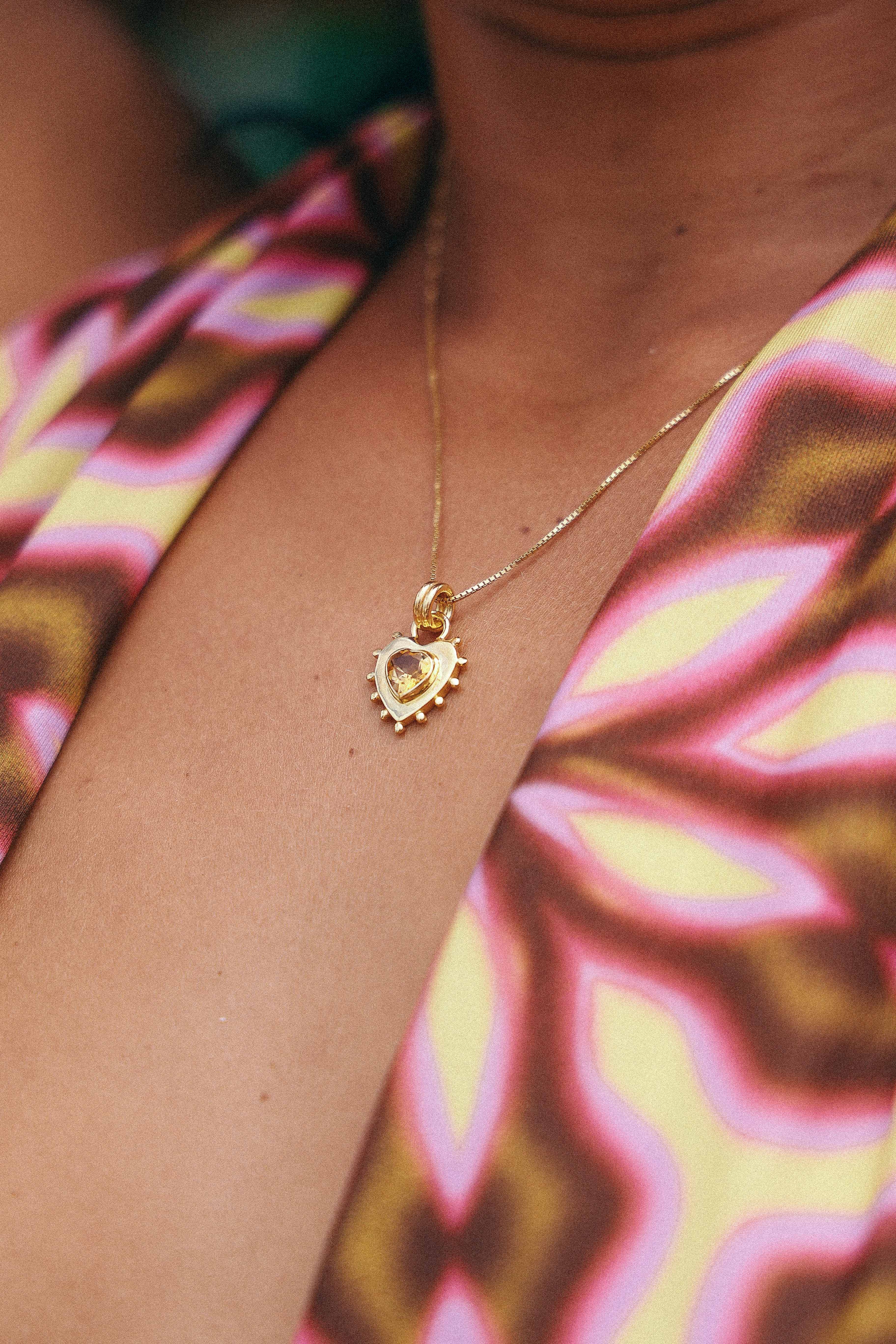 COLLAR CORAZON CITRINO GOLD
