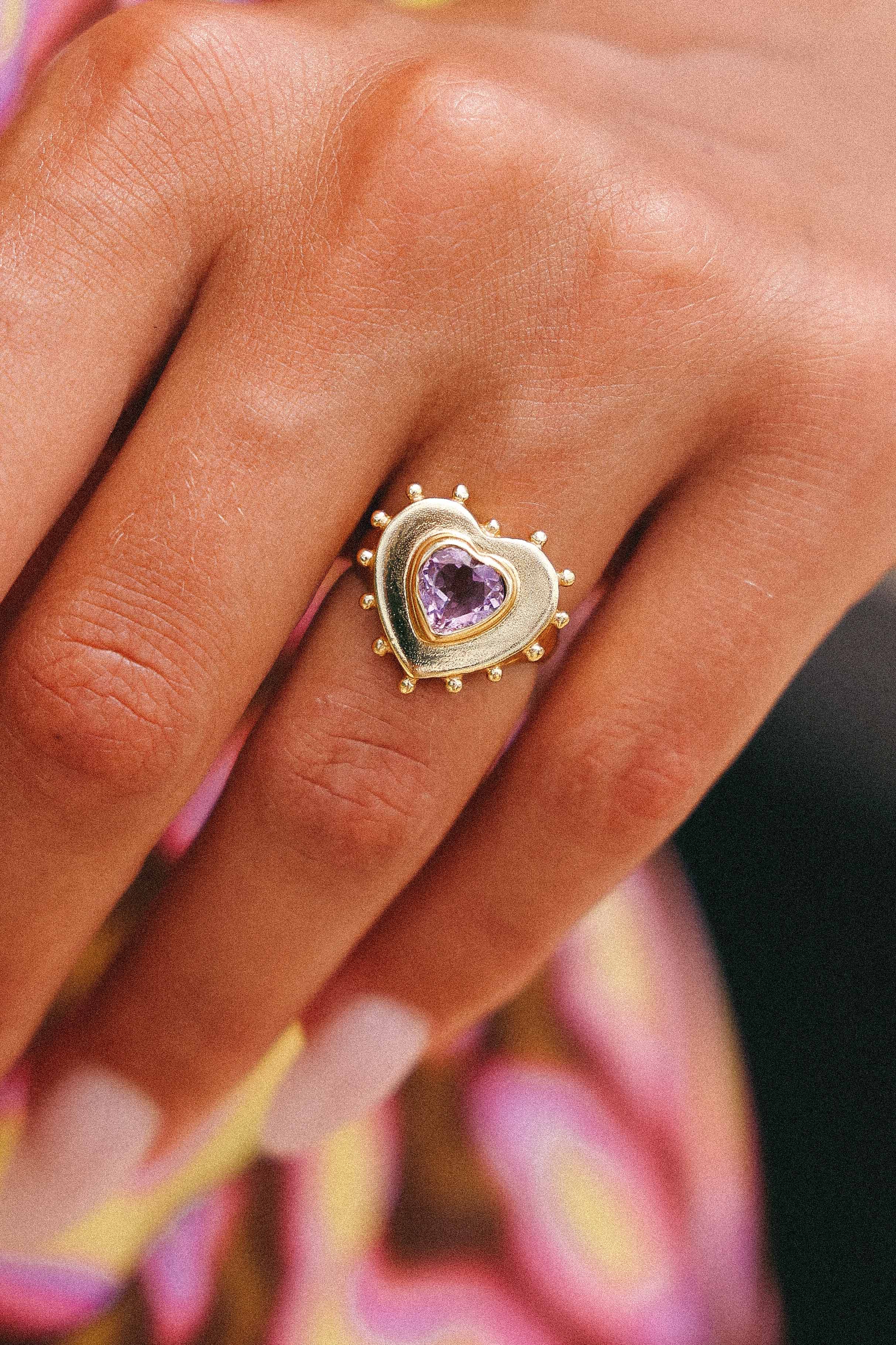 ANILLO CORAZON AMATISTA GOLD