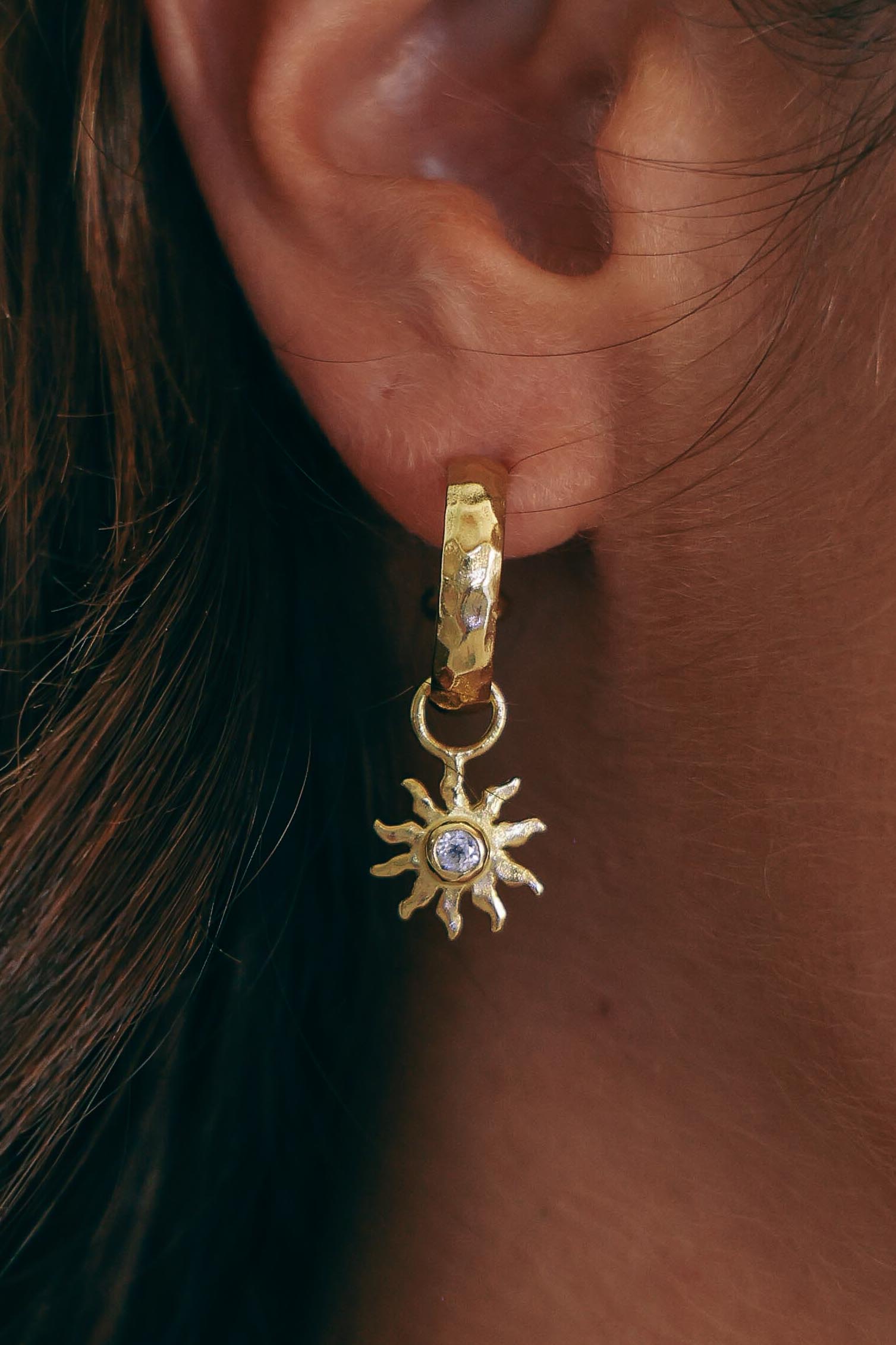 AROS AUREA GOLD Y TOPACIO BLANCO
