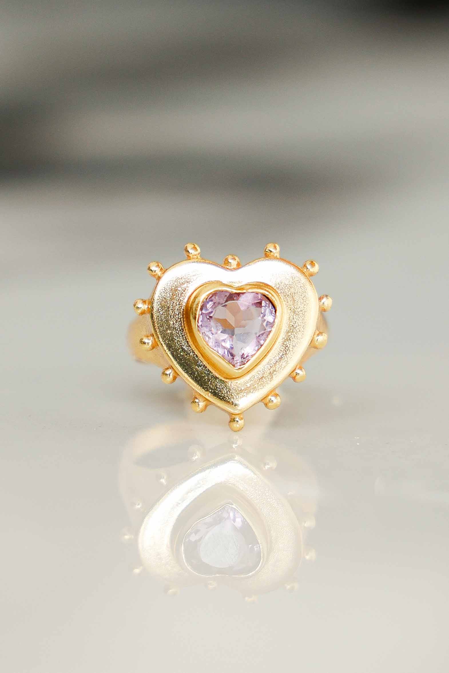 ANILLO CORAZON AMATISTA GOLD