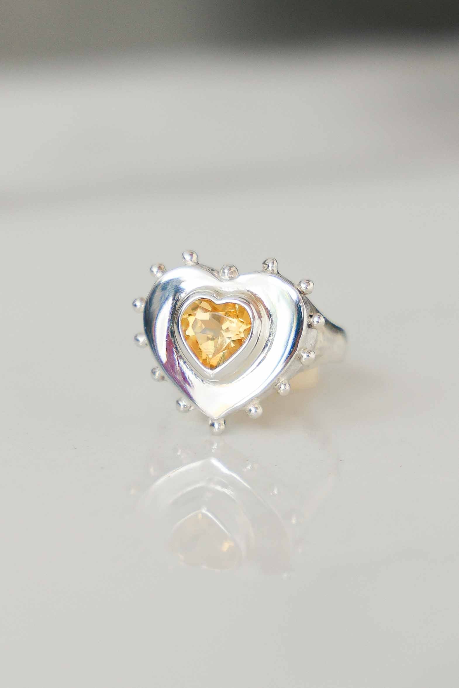 ANILLO CORAZON DE PLATA Y CITRINO