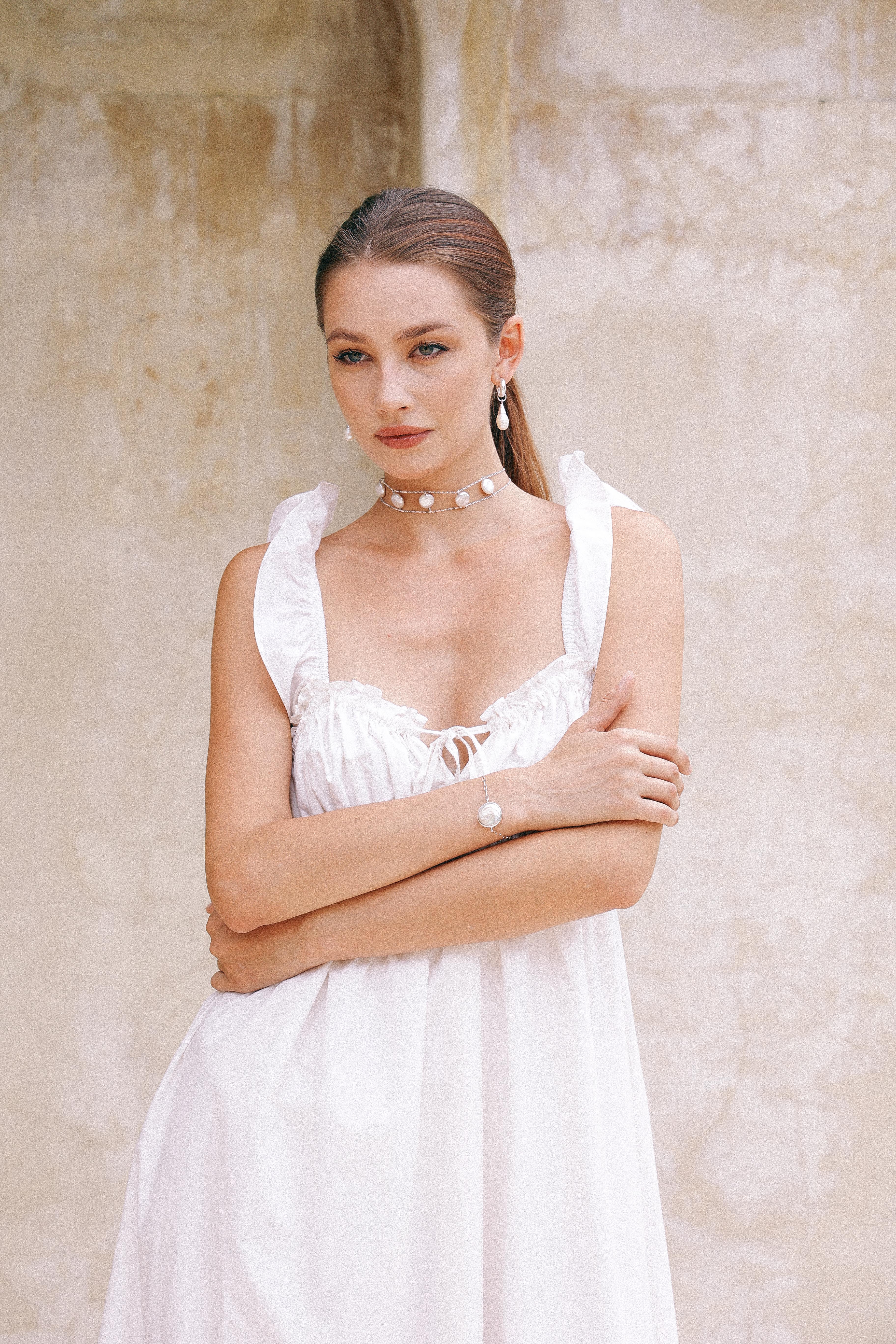 COLLAR CHOKER DE PLATA Y PERLAS MONEDA