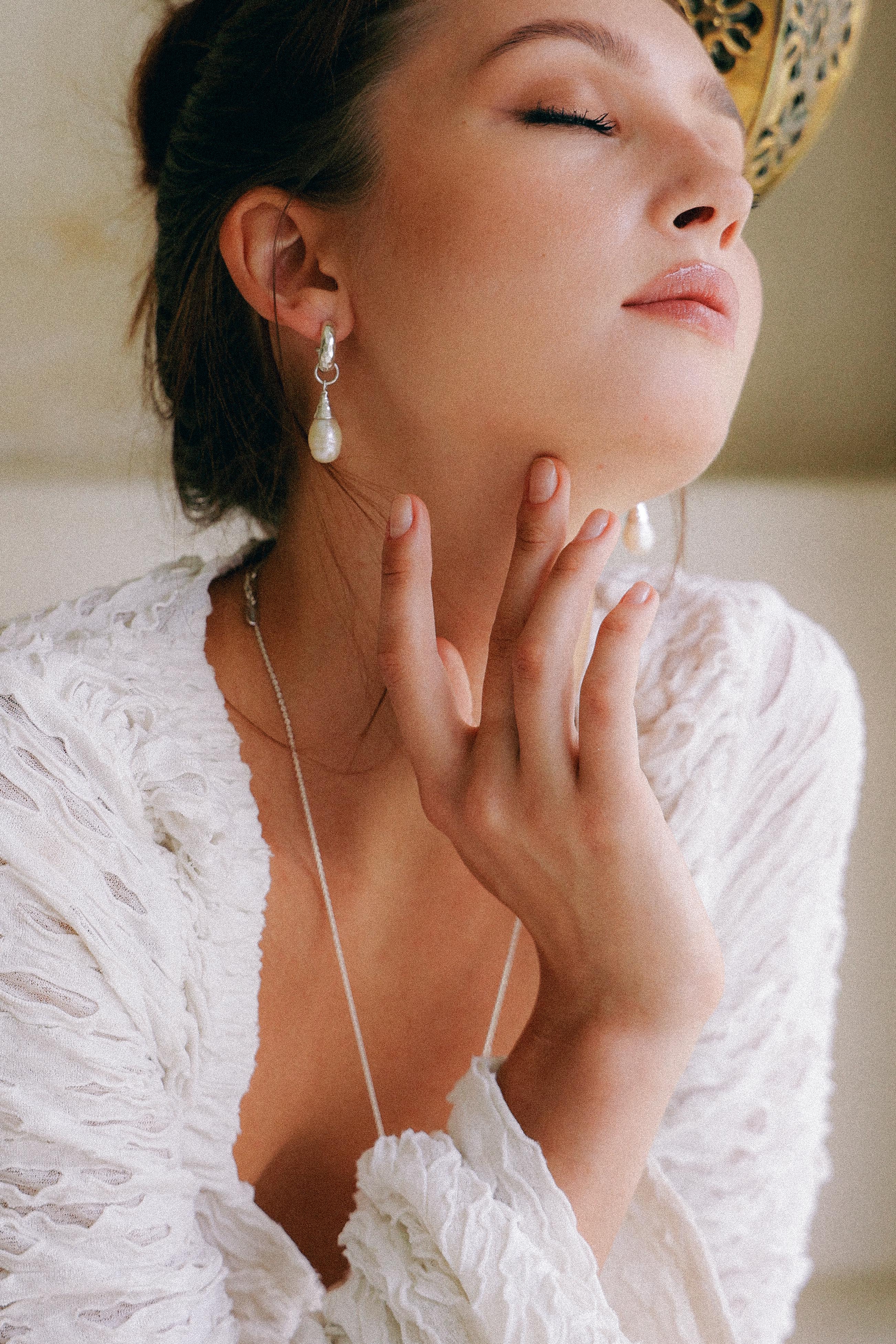 AROS HOOPS MADRE PERLA DE PLATA