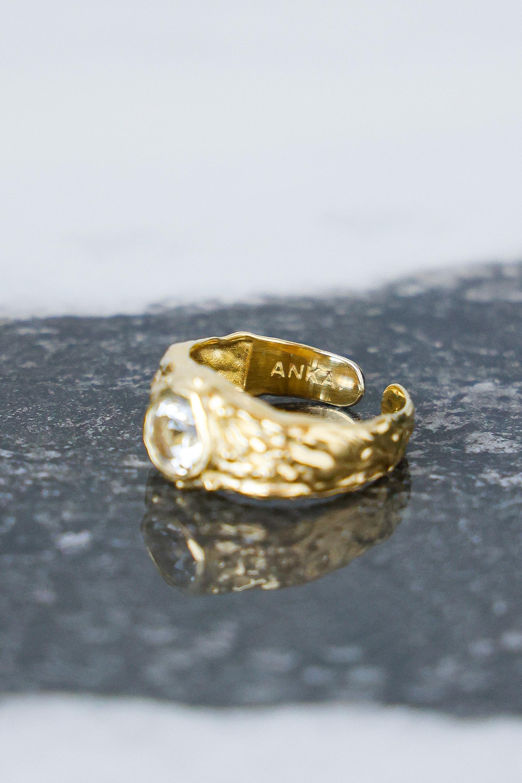ANILLO SELES ORO Y TOPACIO BLANCO