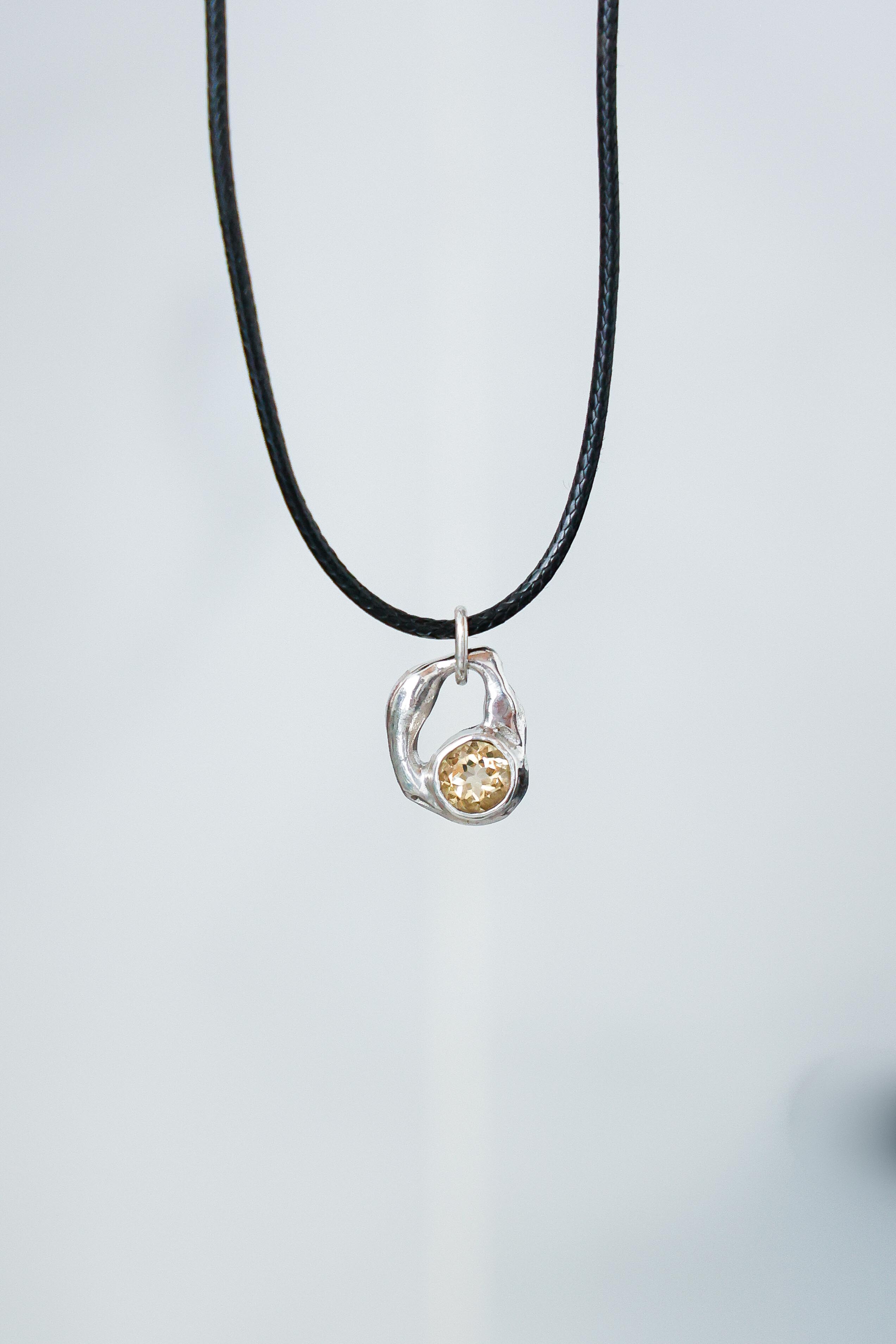 COLLAR SELES DE PLATA Y CITRINO