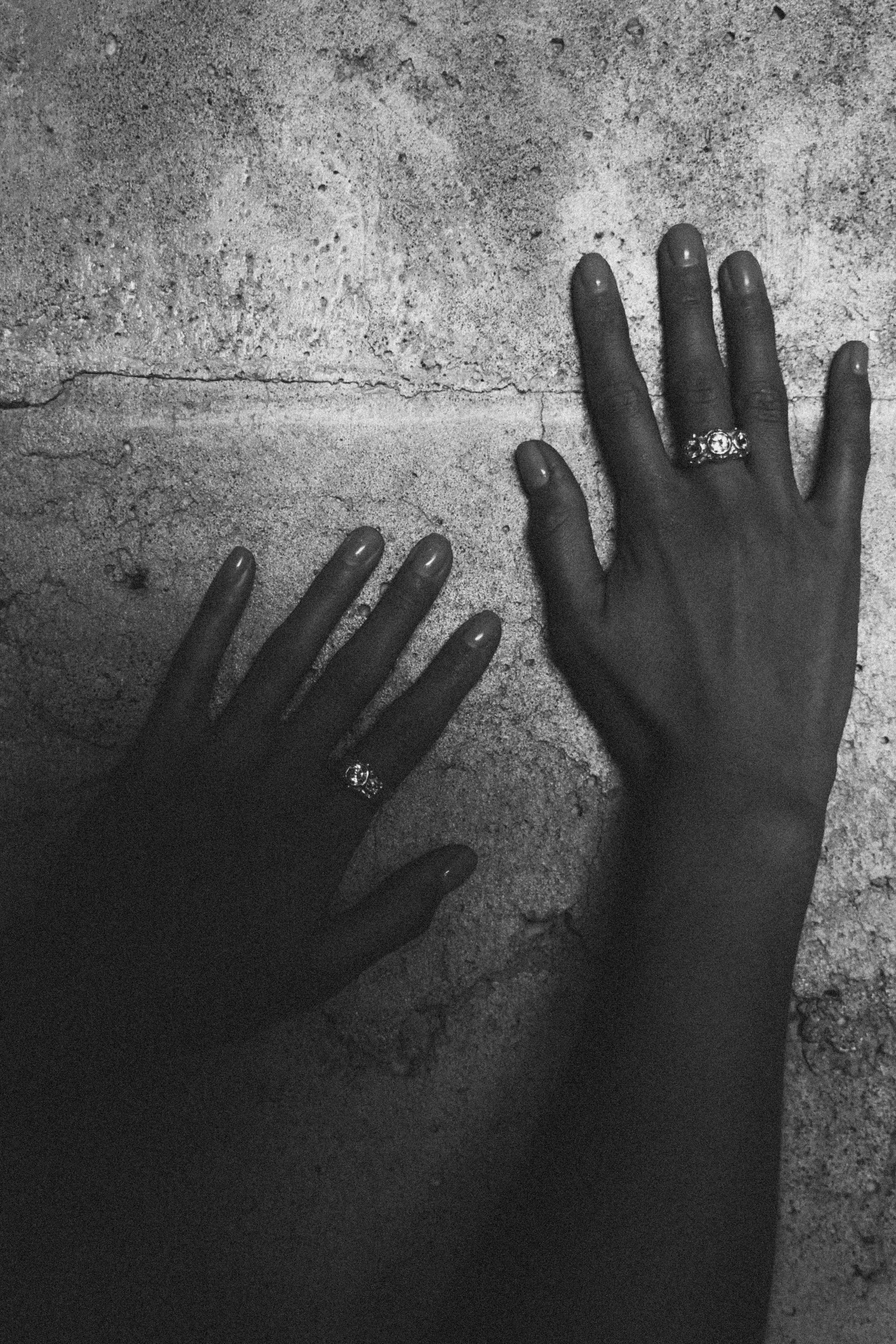 ANILLO SOLENE DE PLATA Y TOPACIOS BLANCOS