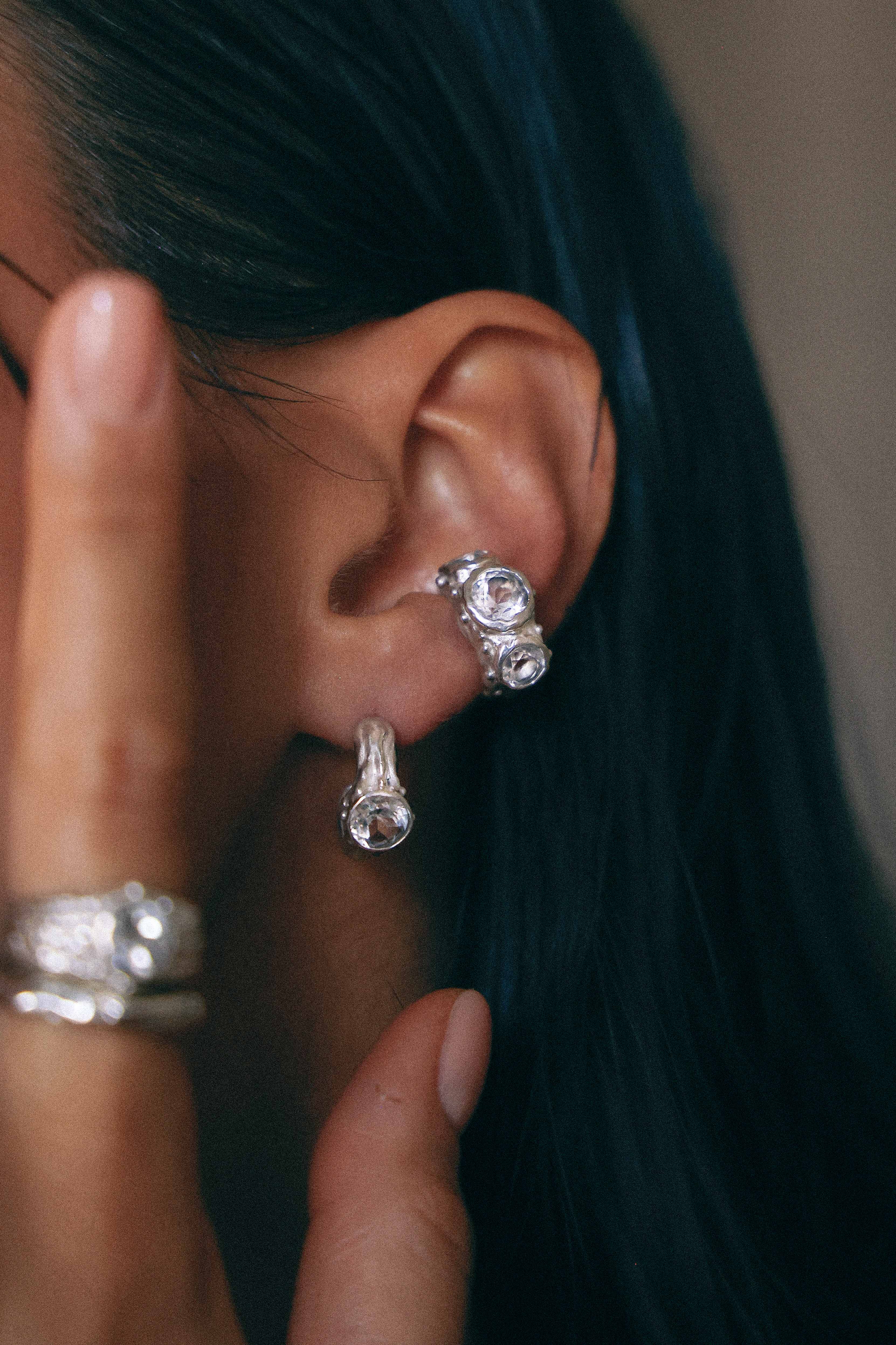 AROS SELES DE PLATA Y TOPACIO BLANCO