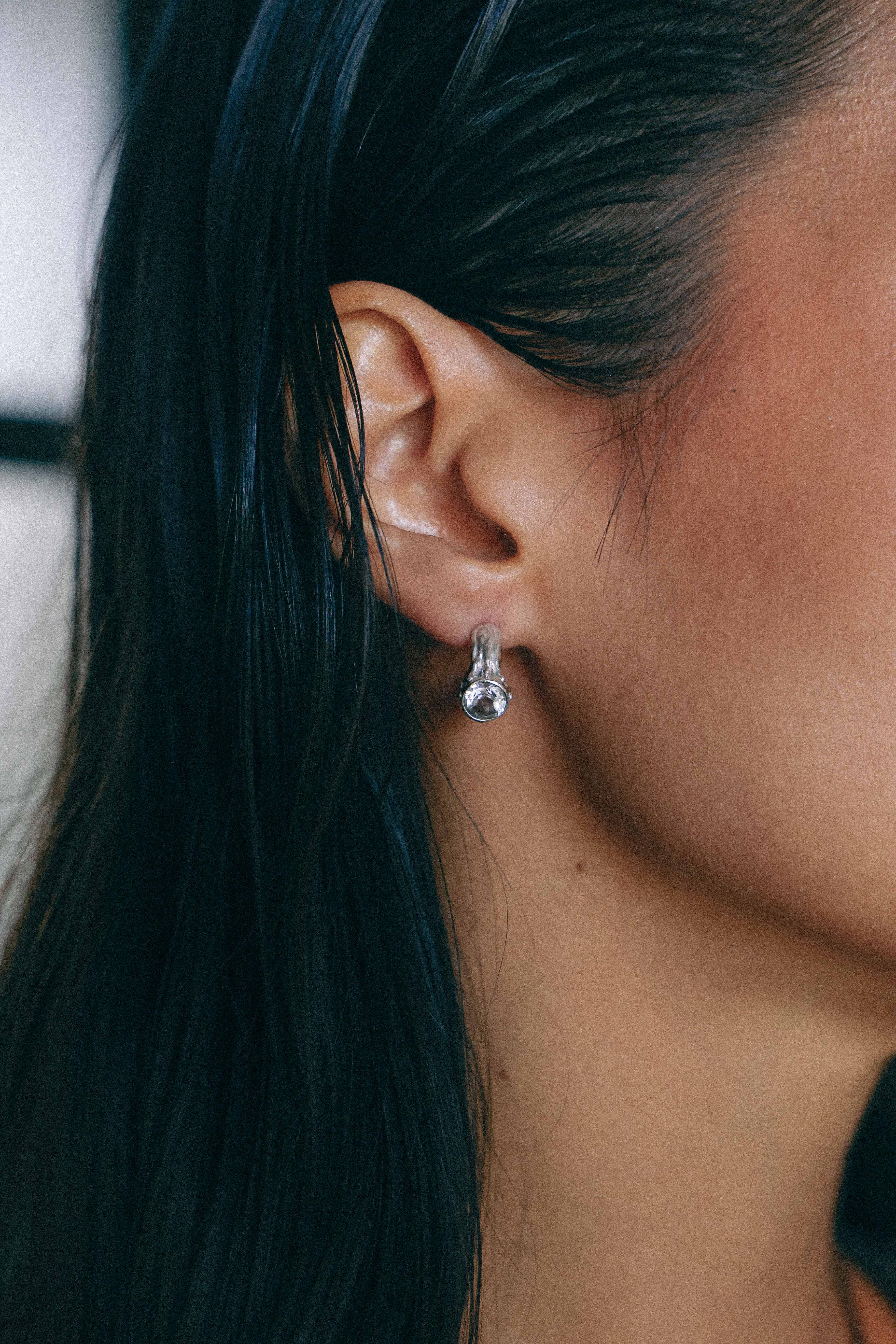 AROS SELES DE PLATA Y TOPACIO BLANCO