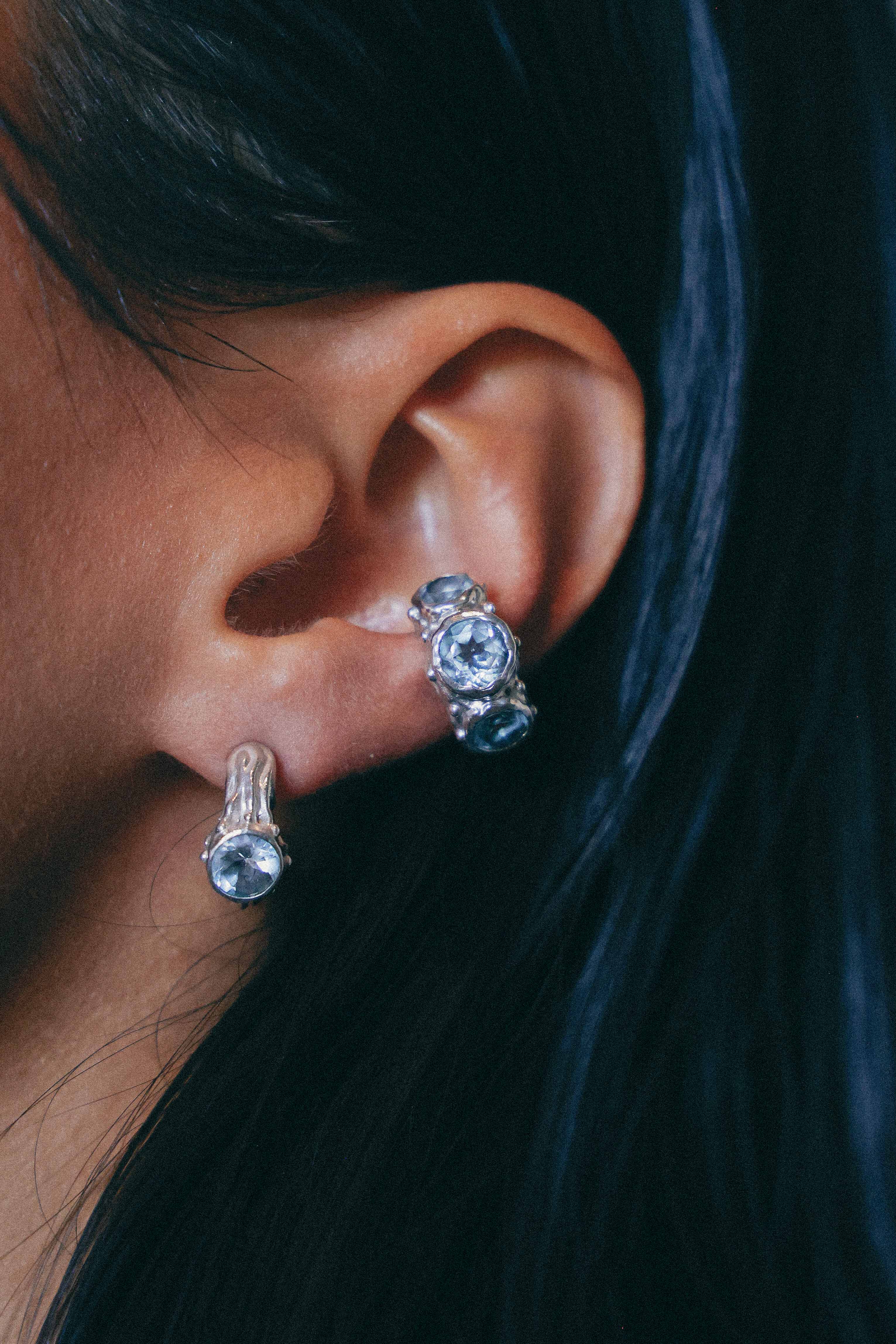 AROS SELES DE PLATA Y TOPACIO CELESTE