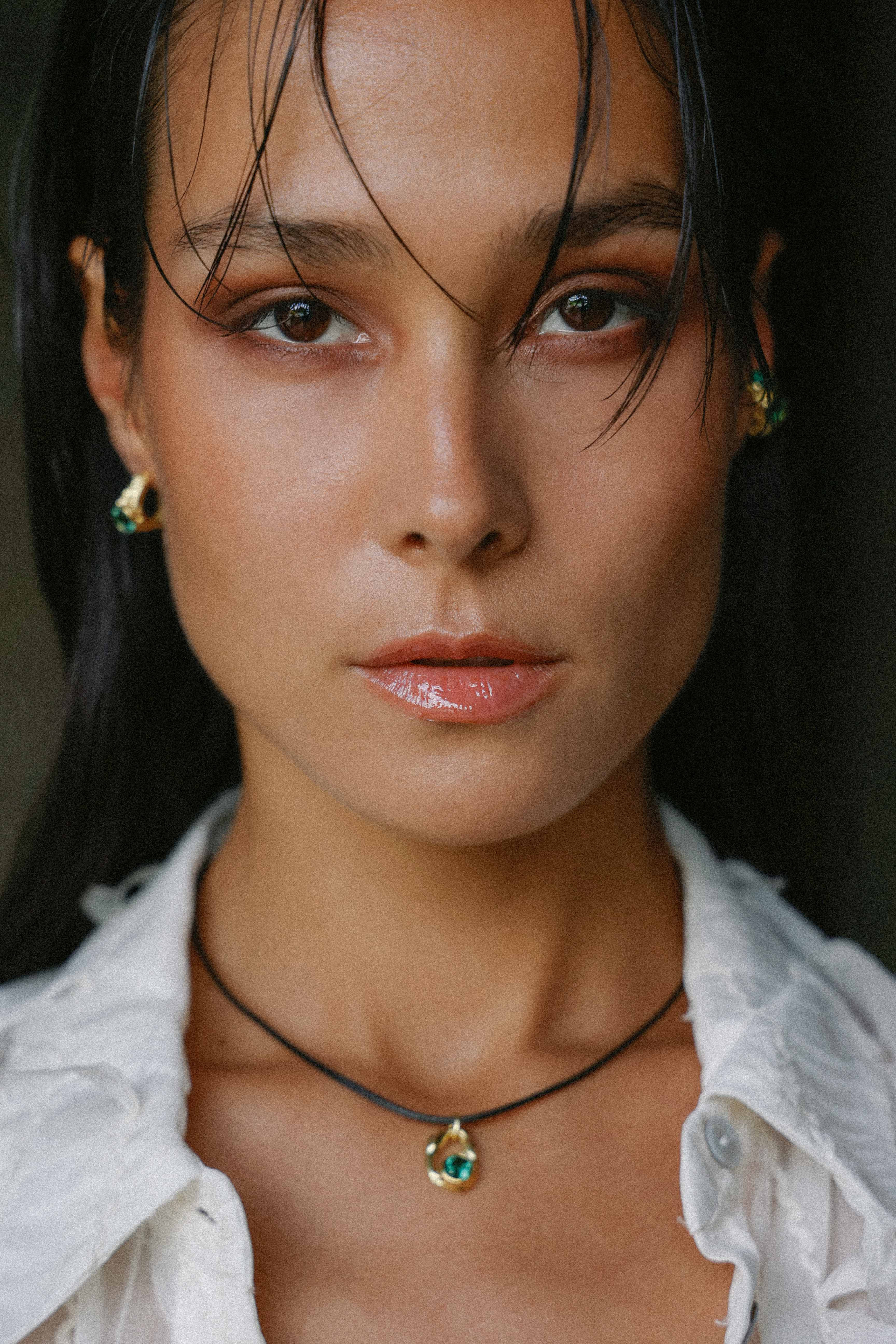 COLLAR SELES DE ORO Y CUARZO VERDE