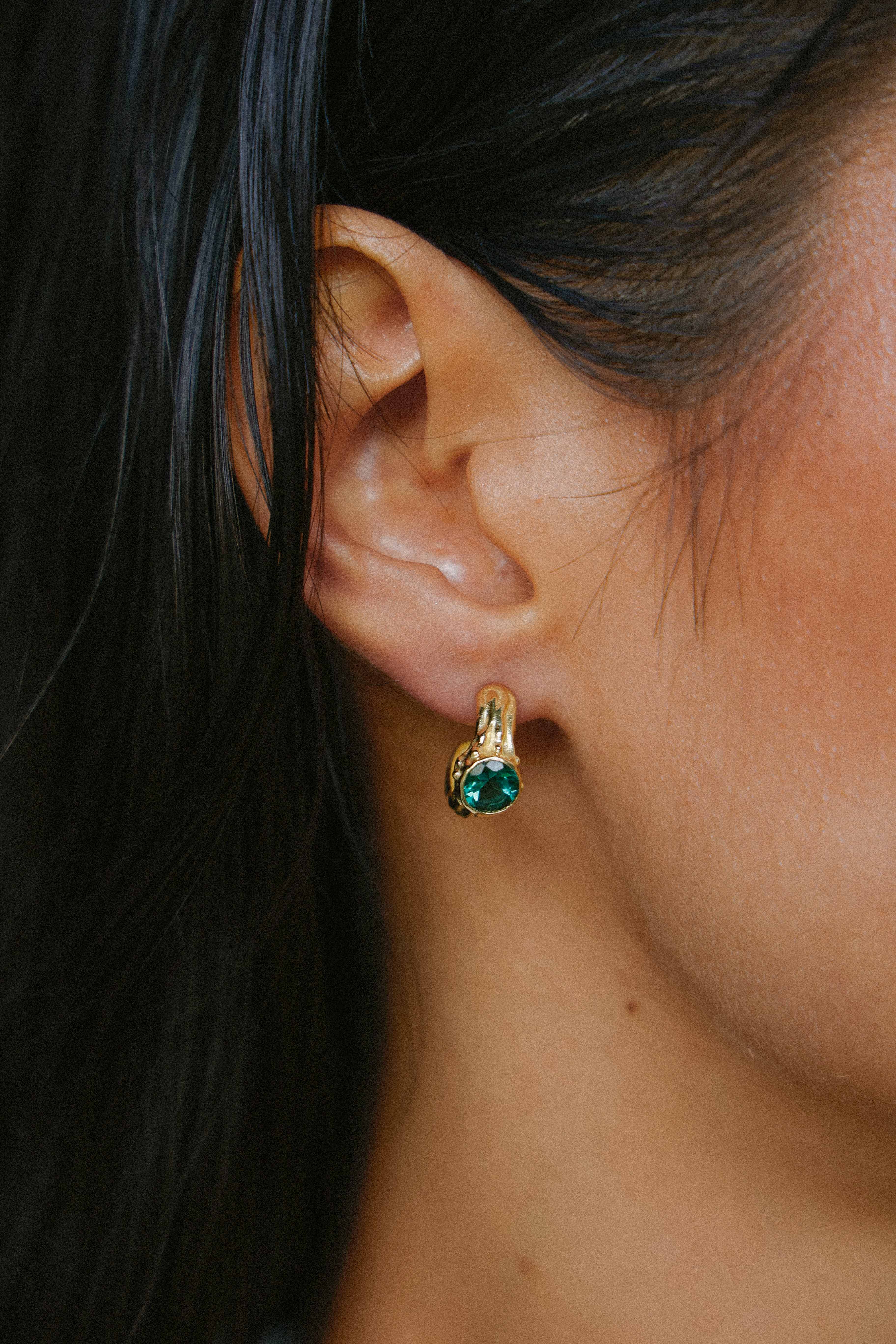 AROS SELES ORO Y CUARZO VERDE