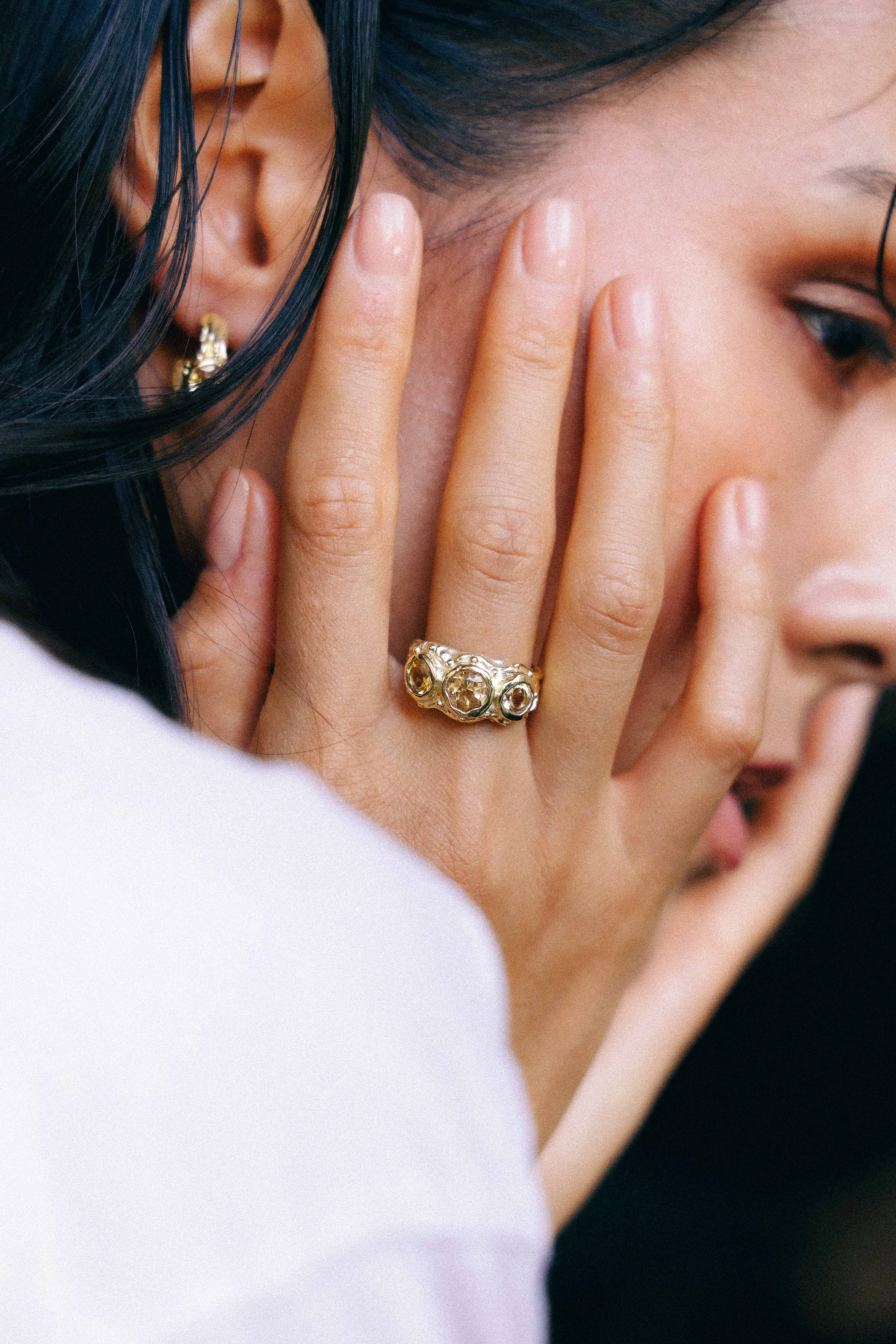 ANILLO SOLENE ORO Y CITRINOS