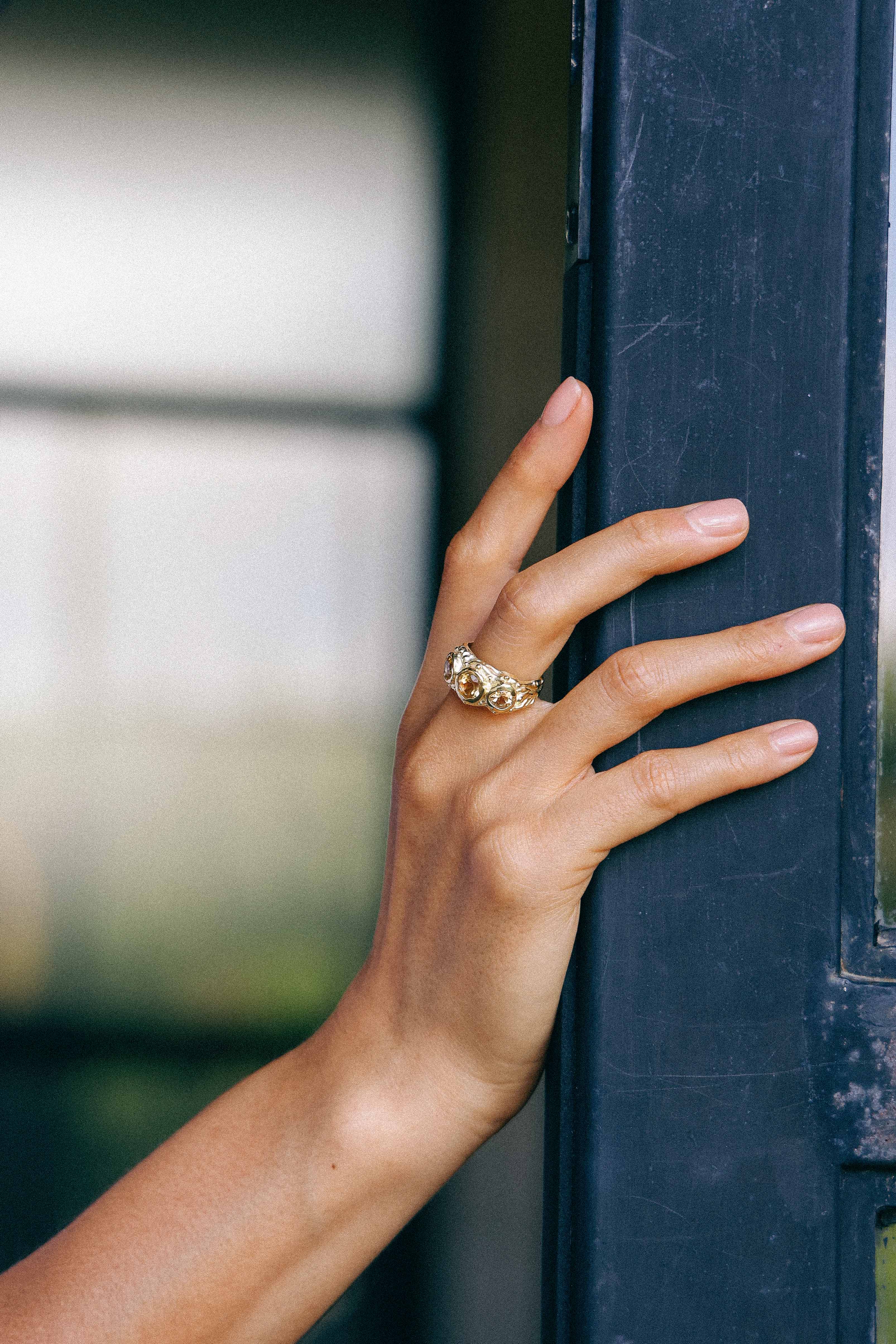 ANILLO SOLENE ORO Y CITRINOS