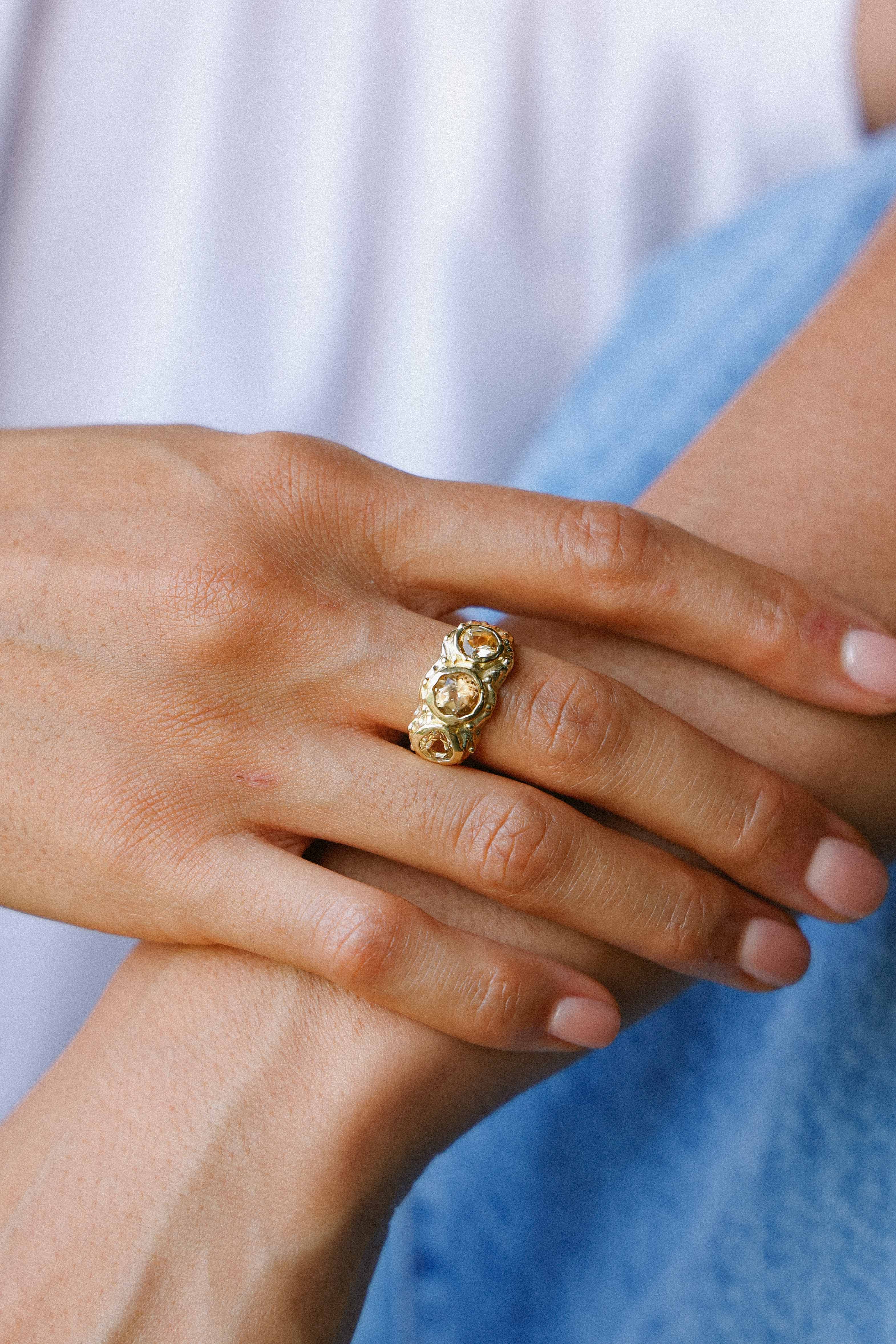 ANILLO SOLENE ORO Y CITRINOS