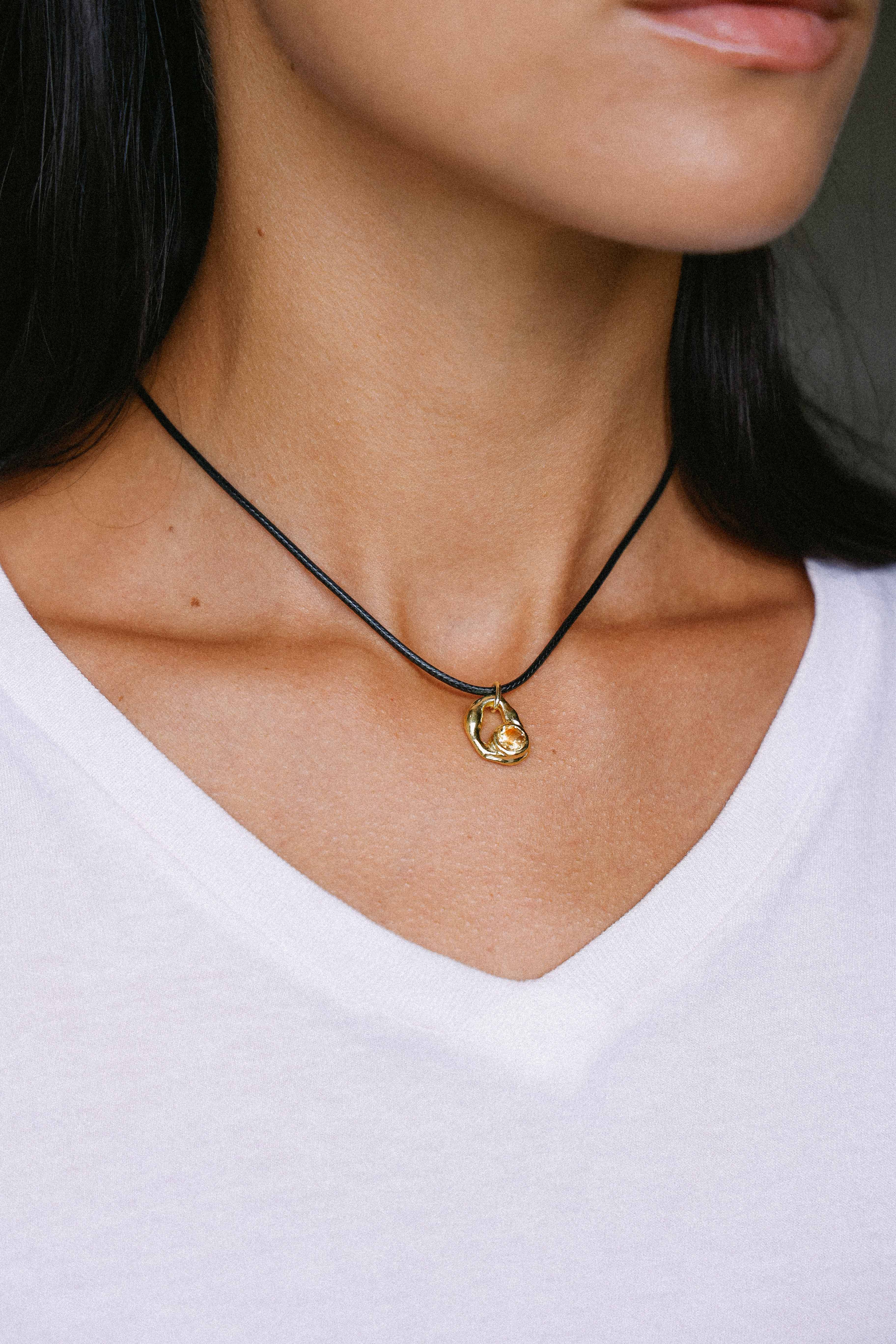 COLLAR SELES ORO Y CITRINO