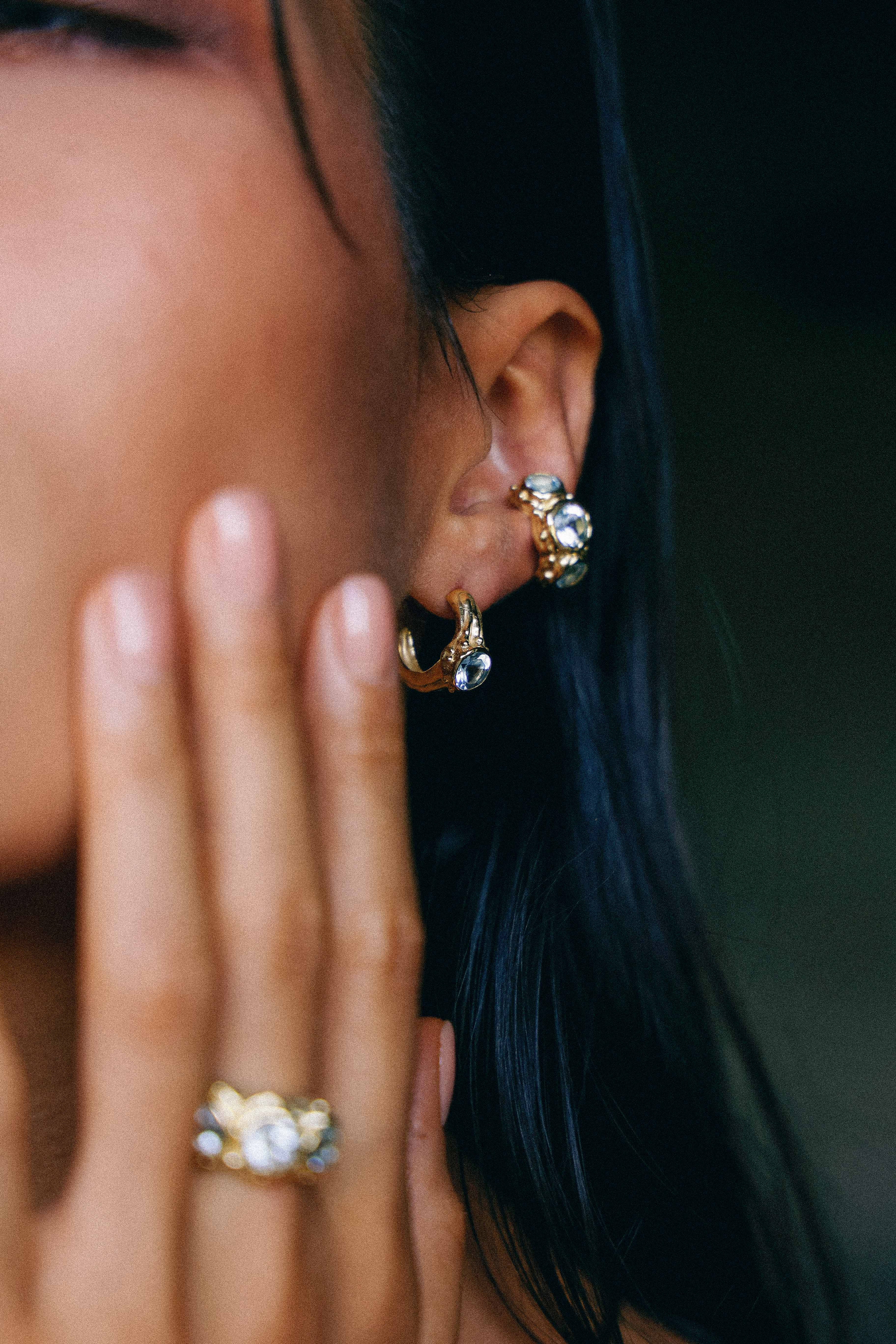 AROS SELES ORO Y TOPACIO CELESTE