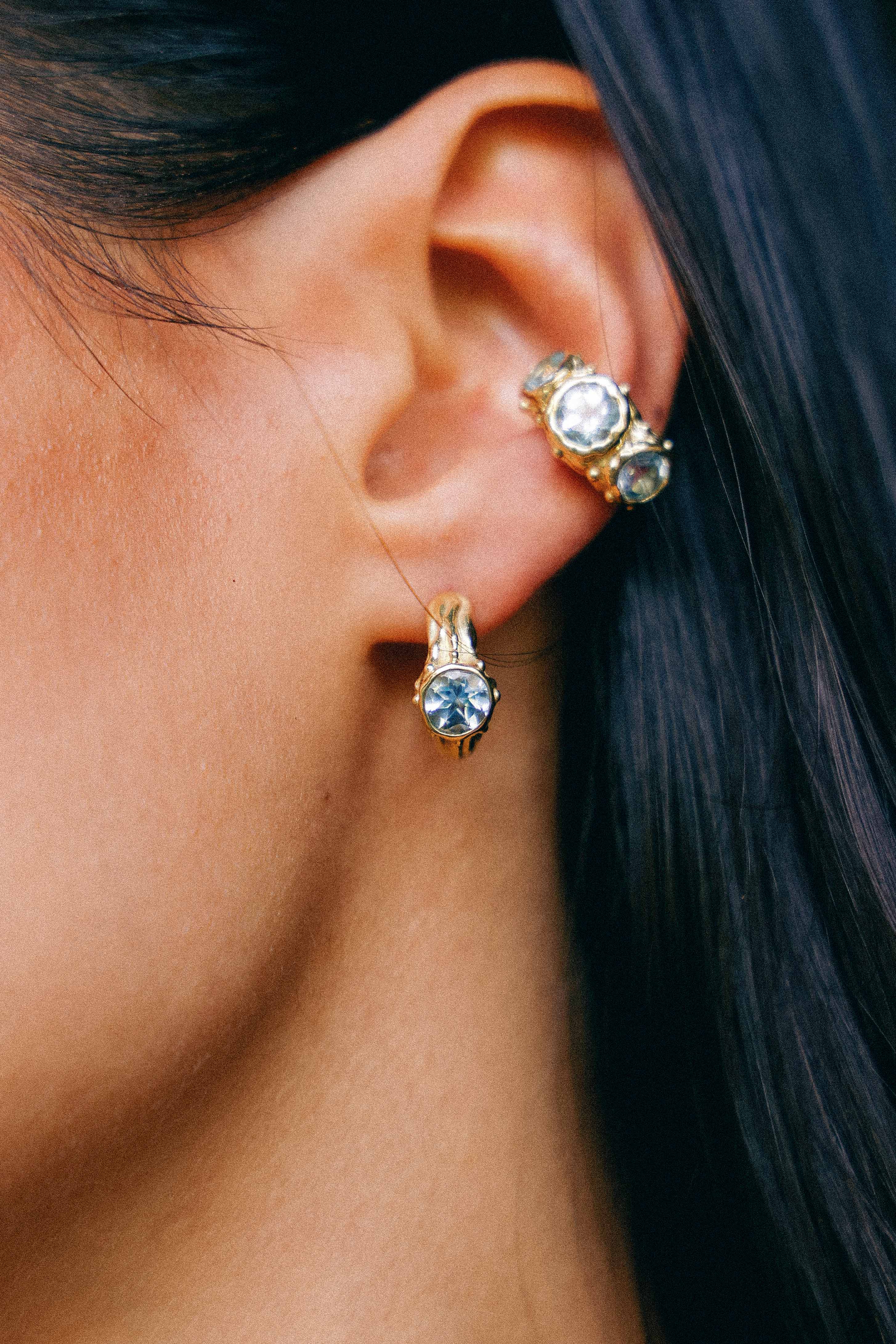 AROS SELES ORO Y TOPACIO CELESTE