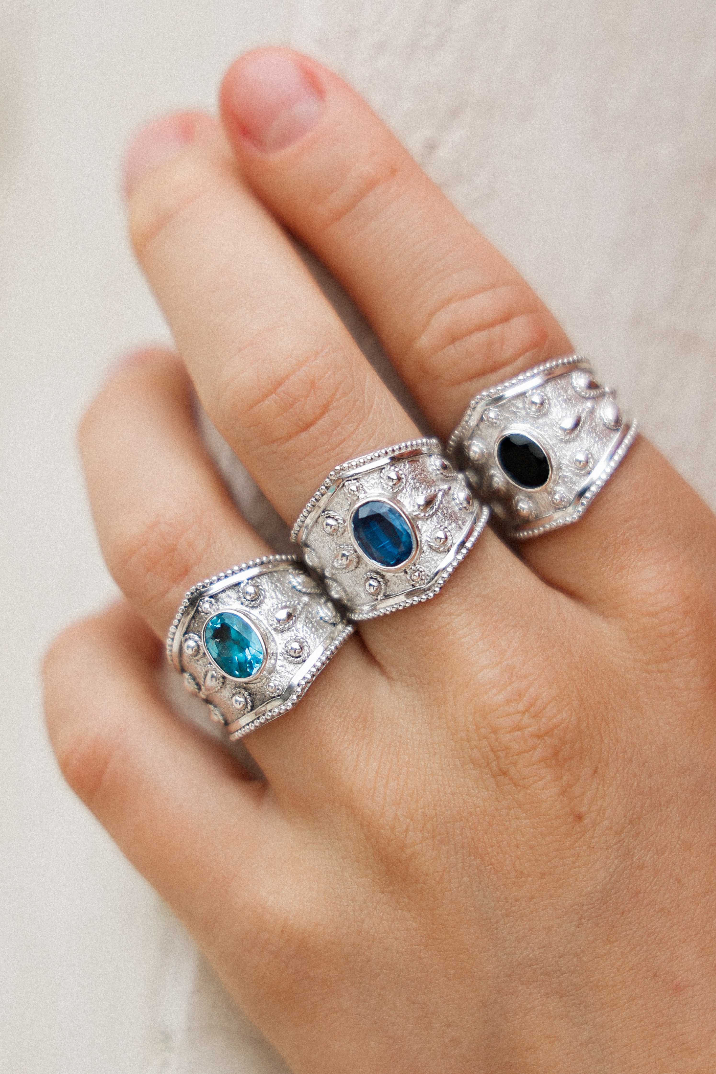 ANILLO ONIRI CIANITA