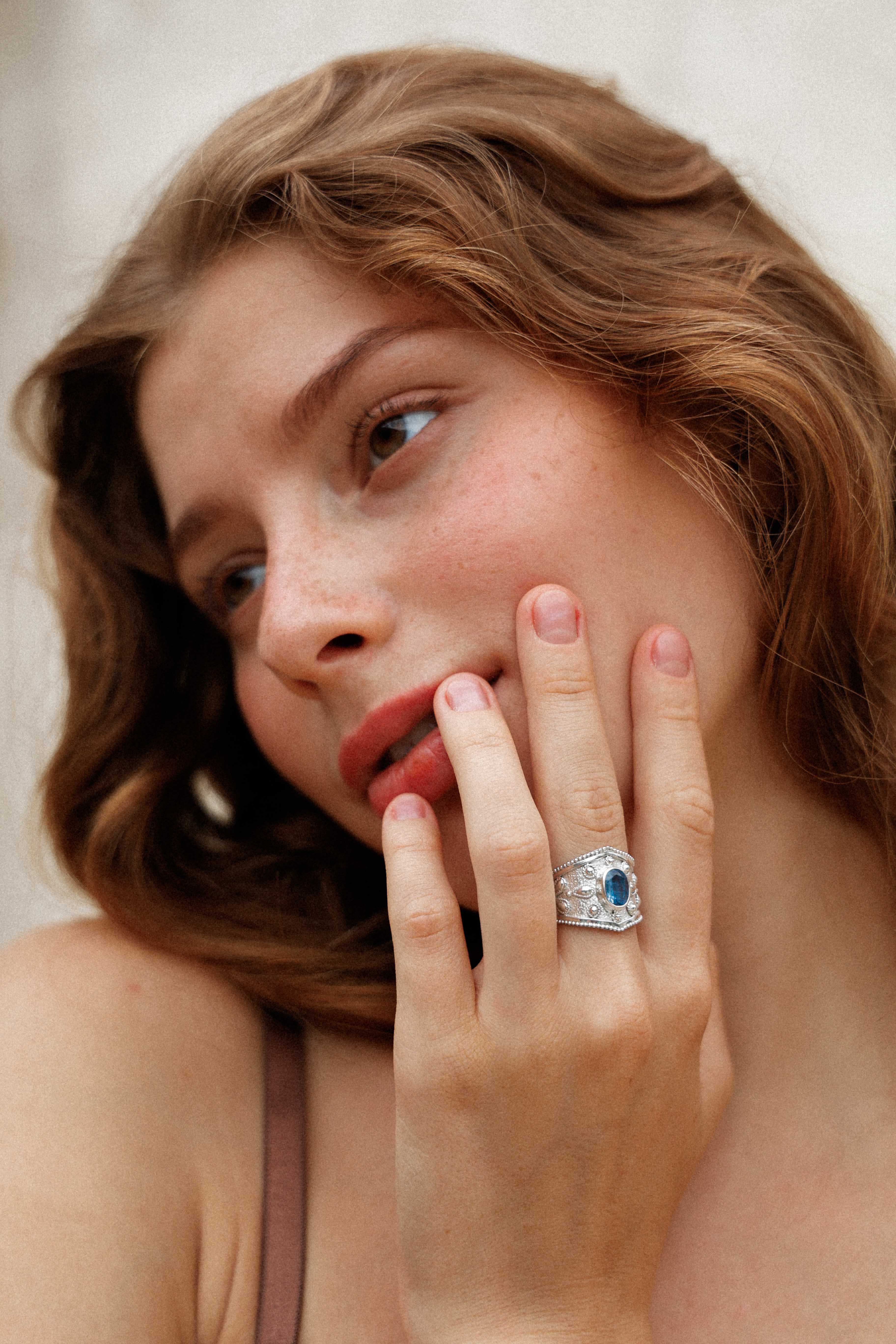 ANILLO ONIRI CIANITA