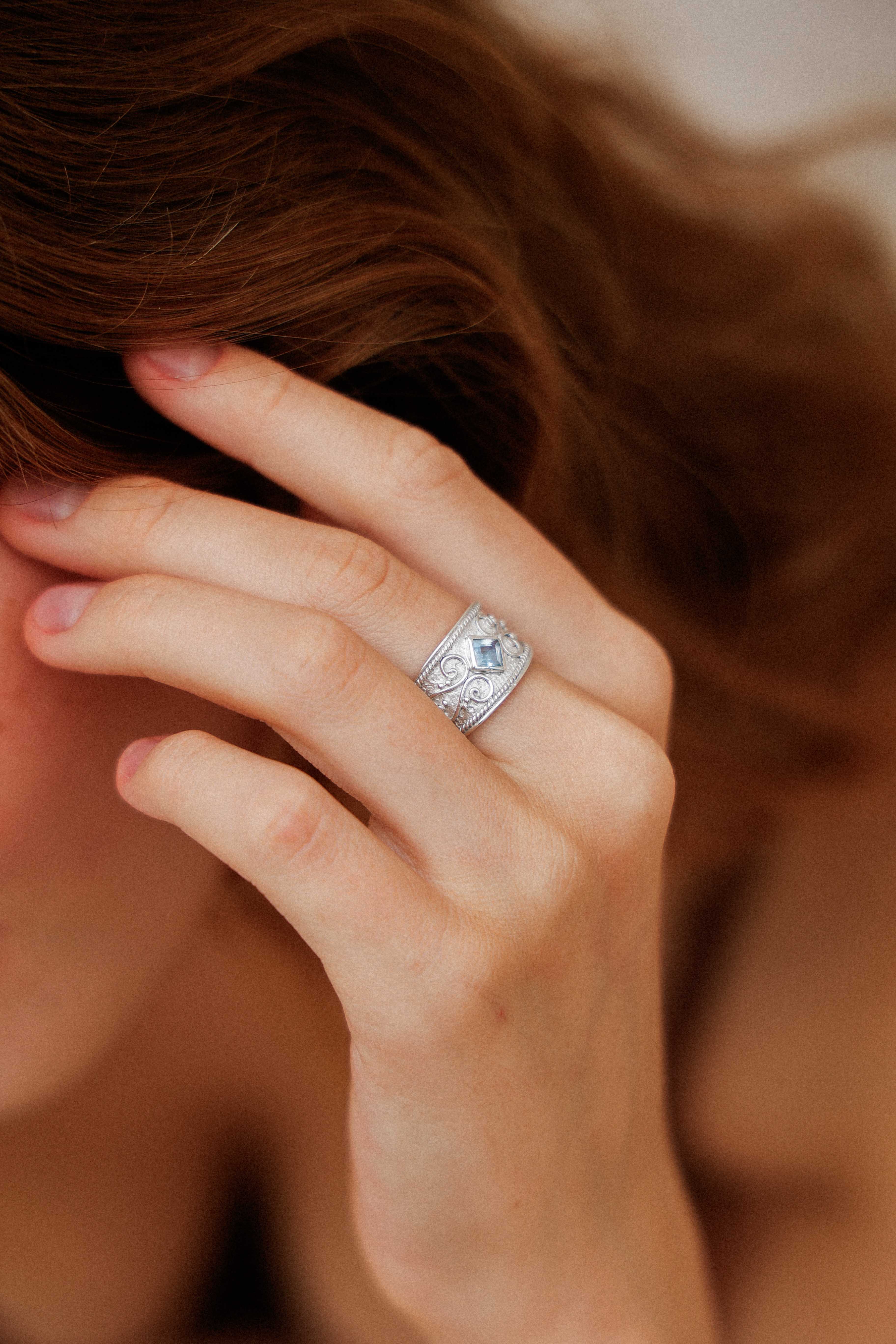 ANILLO CLAR TOPACIO