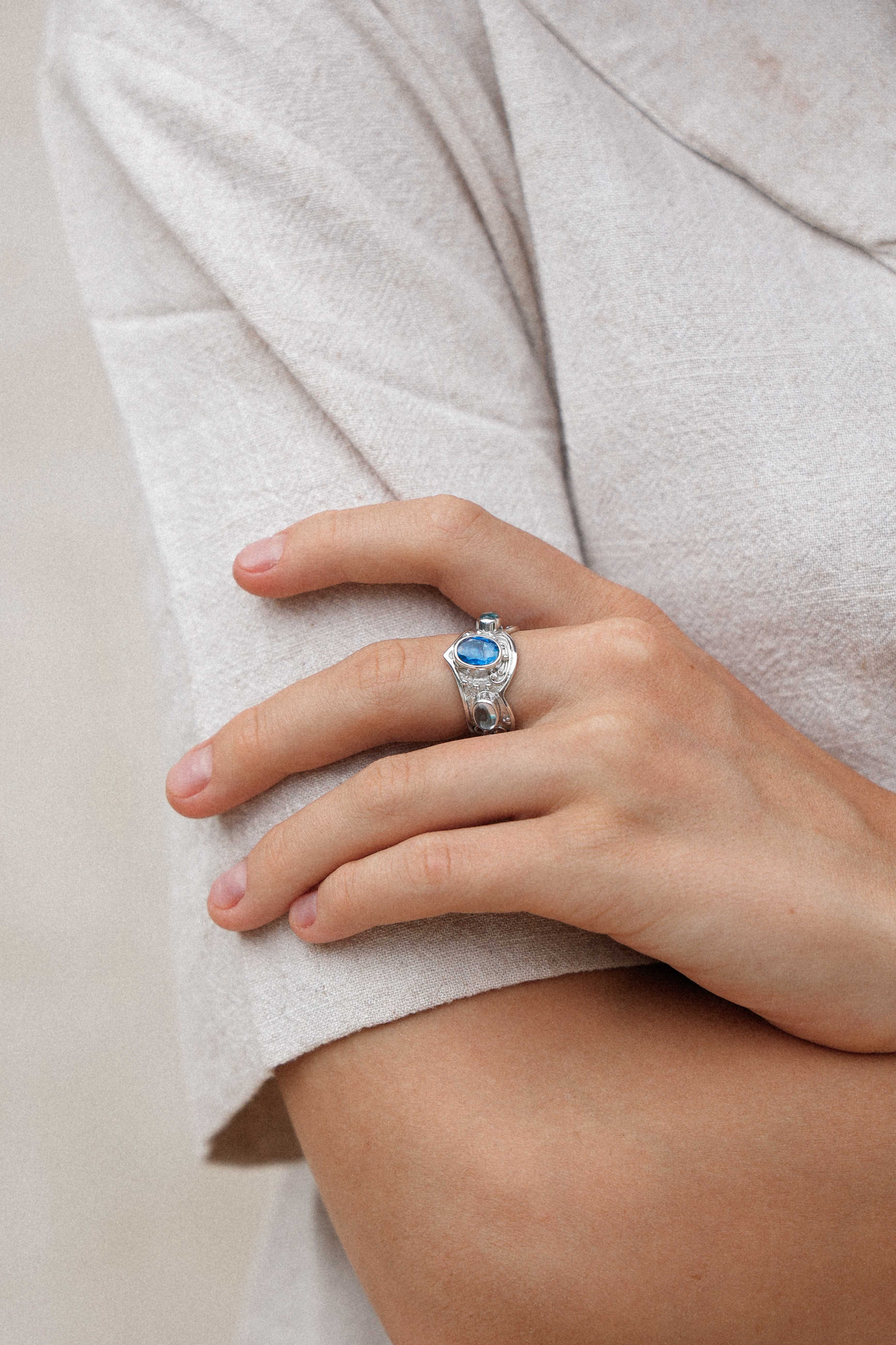 ANILLO BIZÉ CIANITA